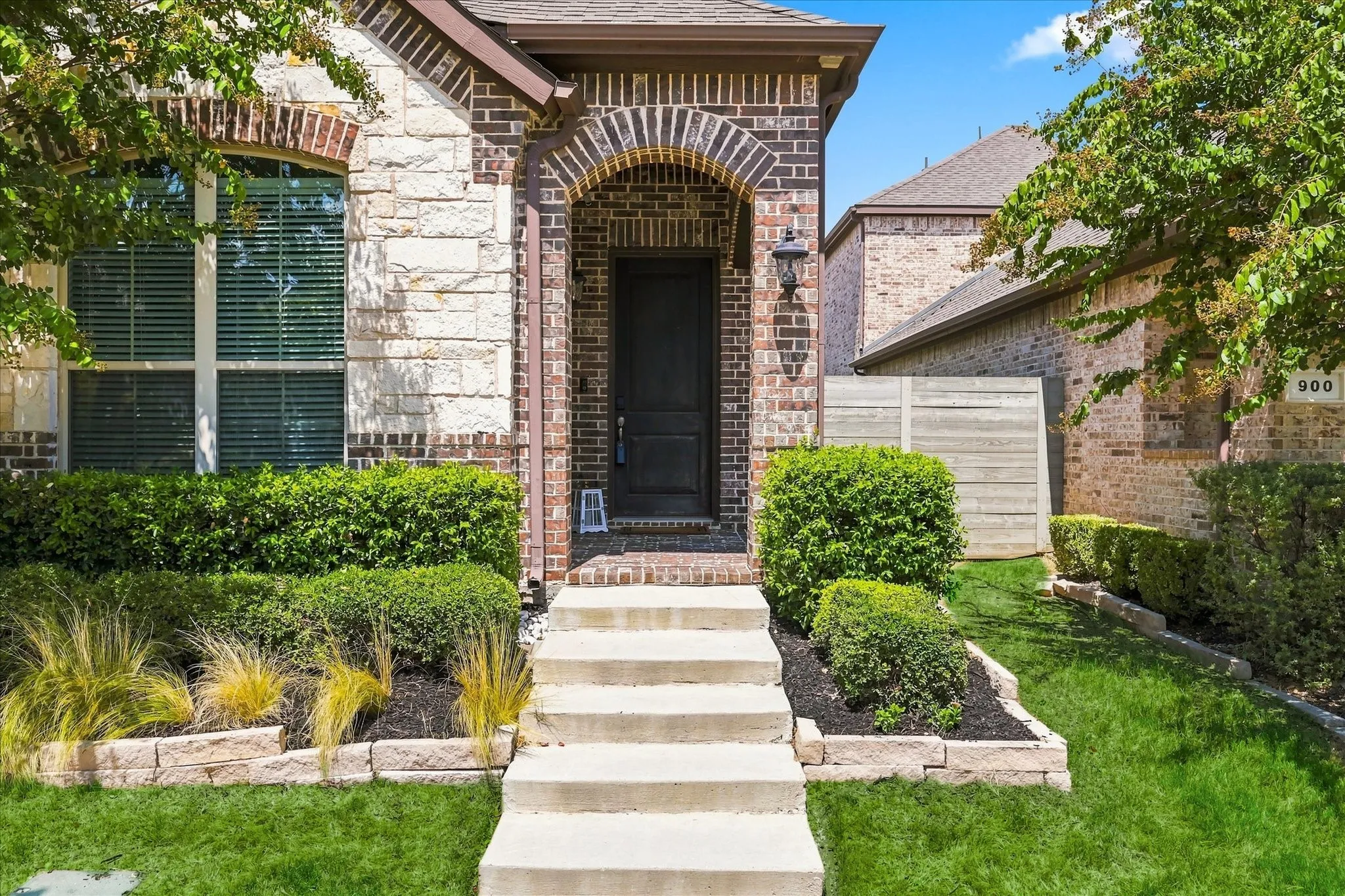 Single Family Residence For Sale in Denton County , 904 Boardwalk Way, Argyle, Texas 76226, 3 Bedroom, 2 Bathroom, 2 Garage spaces, 1,832 Sqft, built in 2018, mls#21377351, Real Estate Agent in Argyle, Homes For Sale in Denton county, Homes For Sale in Argyle, Realtor in Argyle Texas, Real Estate Brokerage Independent Realty Texas, Luminita Cordes Realtor