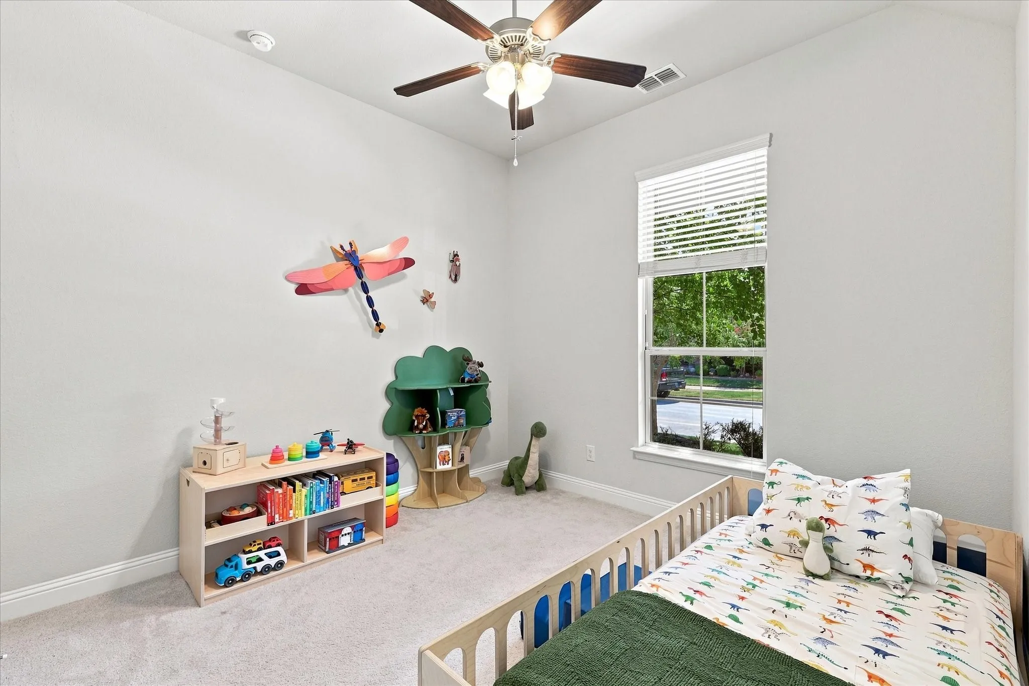 Single Family Residence For Sale in Denton County , 904 Boardwalk Way, Argyle, Texas 76226, 3 Bedroom, 2 Bathroom, 2 Garage spaces, 1,832 Sqft, built in 2018, mls#21377351, Real Estate Agent in Argyle, Homes For Sale in Denton county, Homes For Sale in Argyle, Realtor in Argyle Texas, Real Estate Brokerage Independent Realty Texas, Luminita Cordes Realtor
