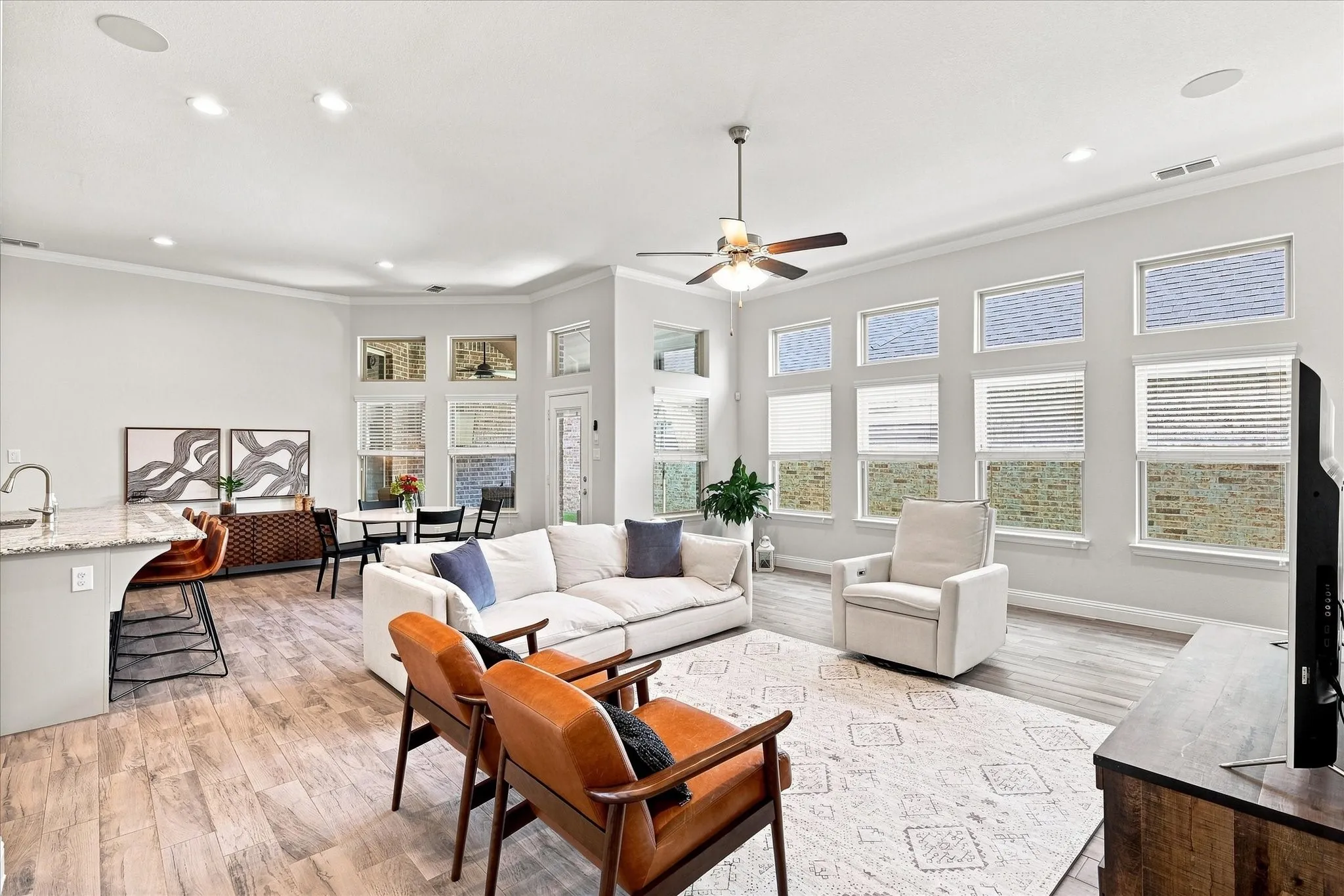 Single Family Residence For Sale in Denton County , 904 Boardwalk Way, Argyle, Texas 76226, 3 Bedroom, 2 Bathroom, 2 Garage spaces, 1,832 Sqft, built in 2018, mls#21377351, Real Estate Agent in Argyle, Homes For Sale in Denton county, Homes For Sale in Argyle, Realtor in Argyle Texas, Real Estate Brokerage Independent Realty Texas, Luminita Cordes Realtor