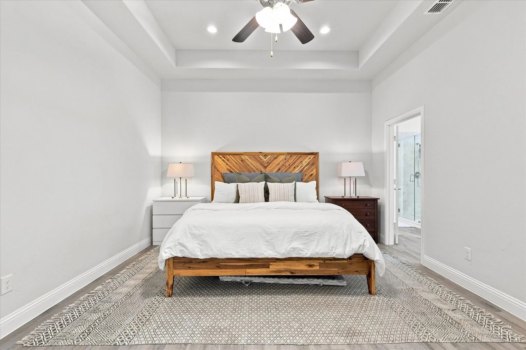 Single Family Residence For Sale in Denton County , 904 Boardwalk Way, Argyle, Texas 76226, 3 Bedroom, 2 Bathroom, 2 Garage spaces, 1,832 Sqft, built in 2018, mls#21377351, Real Estate Agent in Argyle, Homes For Sale in Denton county, Homes For Sale in Argyle, Realtor in Argyle Texas, Real Estate Brokerage Independent Realty Texas, Luminita Cordes Realtor