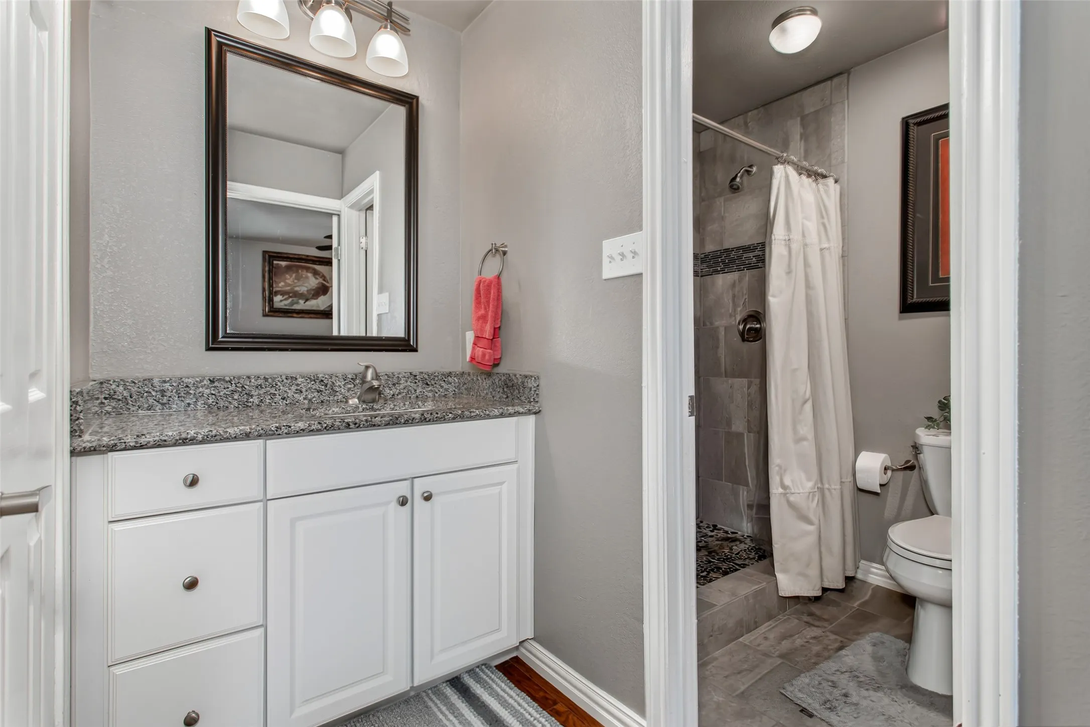 Single Family Residence For Sale in Dallas County , 2600 Quail Valley, Irving, Texas 75060, 3 Bedroom, 2 Bathroom, 2 Garage spaces, 1,544 Sqft, built in 1977, mls#21377642, Real Estate Agent in Irving, Homes For Sale in Dallas county, Homes For Sale in Irving, Realtor in Irving Texas, Real Estate Brokerage Independent Realty Texas, Luminita Cordes Realtor
