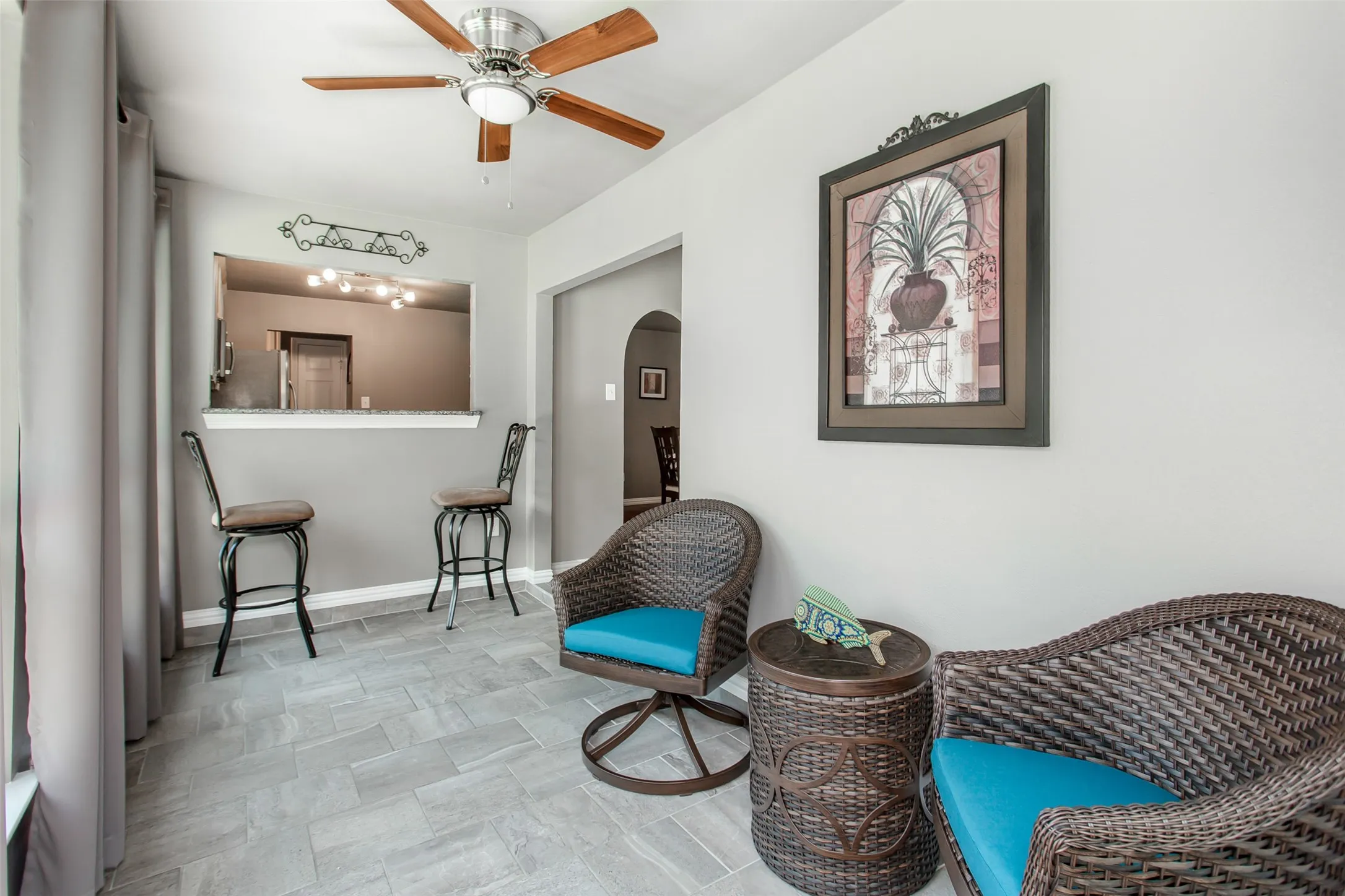 Single Family Residence For Sale in Dallas County , 2600 Quail Valley, Irving, Texas 75060, 3 Bedroom, 2 Bathroom, 2 Garage spaces, 1,544 Sqft, built in 1977, mls#21377642, Real Estate Agent in Irving, Homes For Sale in Dallas county, Homes For Sale in Irving, Realtor in Irving Texas, Real Estate Brokerage Independent Realty Texas, Luminita Cordes Realtor