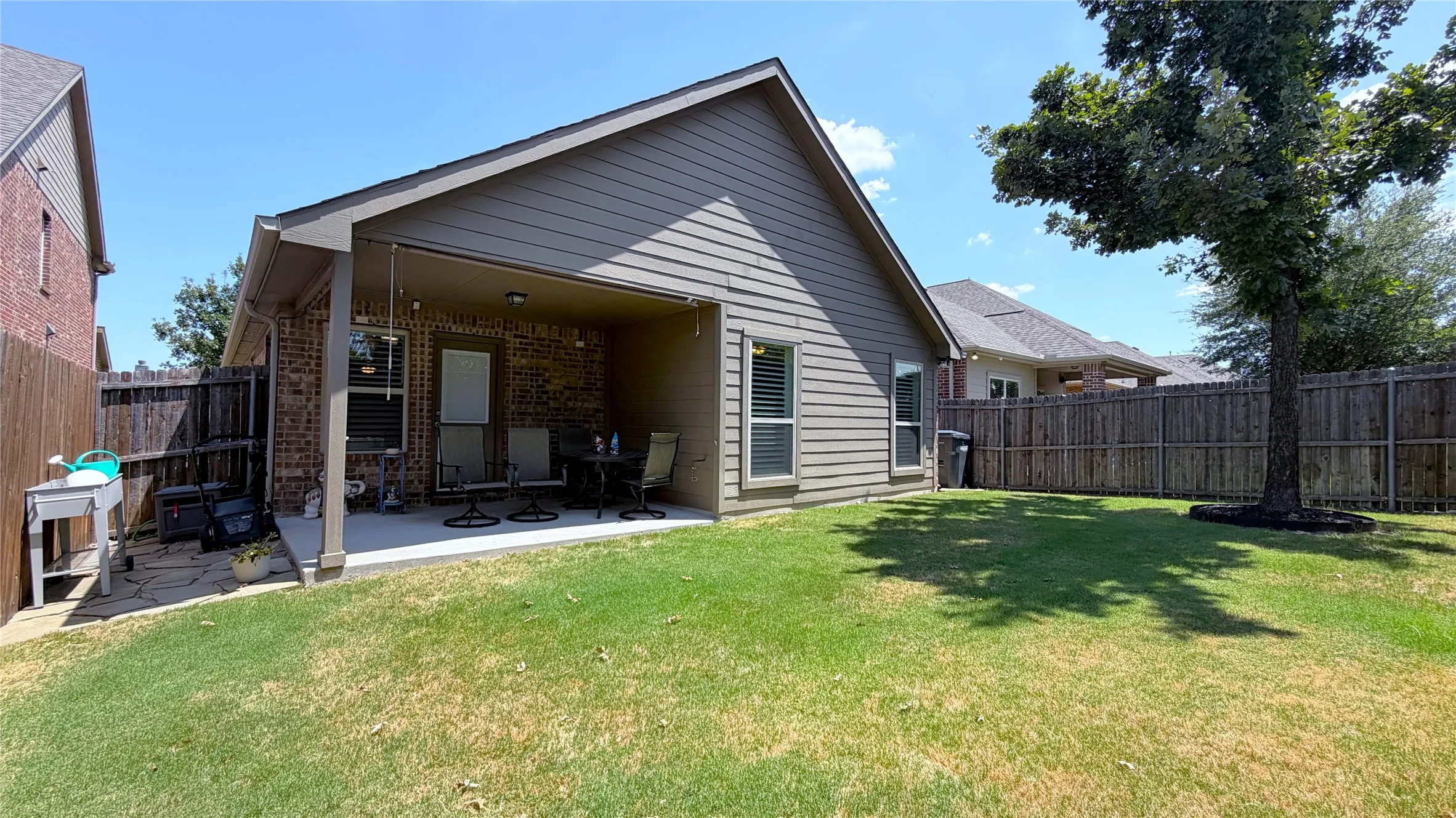 Single Family Residence For Sale in Collin County , 705 Blue Teal Place, Mc Kinney, Texas 75071, 3 Bedroom, 2 Bathroom, 2 Garage spaces, 1,416 Sqft, built in 2017, mls#21376623, Real Estate Agent in Mc Kinney, Homes For Sale in Collin county, Homes For Sale in Mc Kinney, Realtor in Mc Kinney Texas, Real Estate Brokerage Independent Realty Texas, Luminita Cordes Realtor