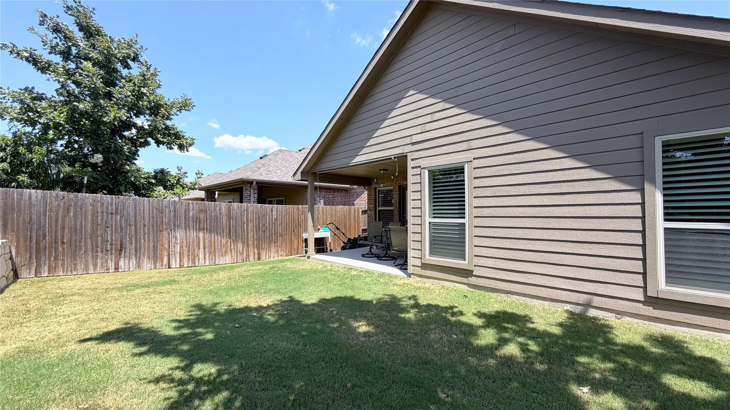 Single Family Residence For Sale in Collin County , 705 Blue Teal Place, Mc Kinney, Texas 75071, 3 Bedroom, 2 Bathroom, 2 Garage spaces, 1,416 Sqft, built in 2017, mls#21376623, Real Estate Agent in Mc Kinney, Homes For Sale in Collin county, Homes For Sale in Mc Kinney, Realtor in Mc Kinney Texas, Real Estate Brokerage Independent Realty Texas, Luminita Cordes Realtor