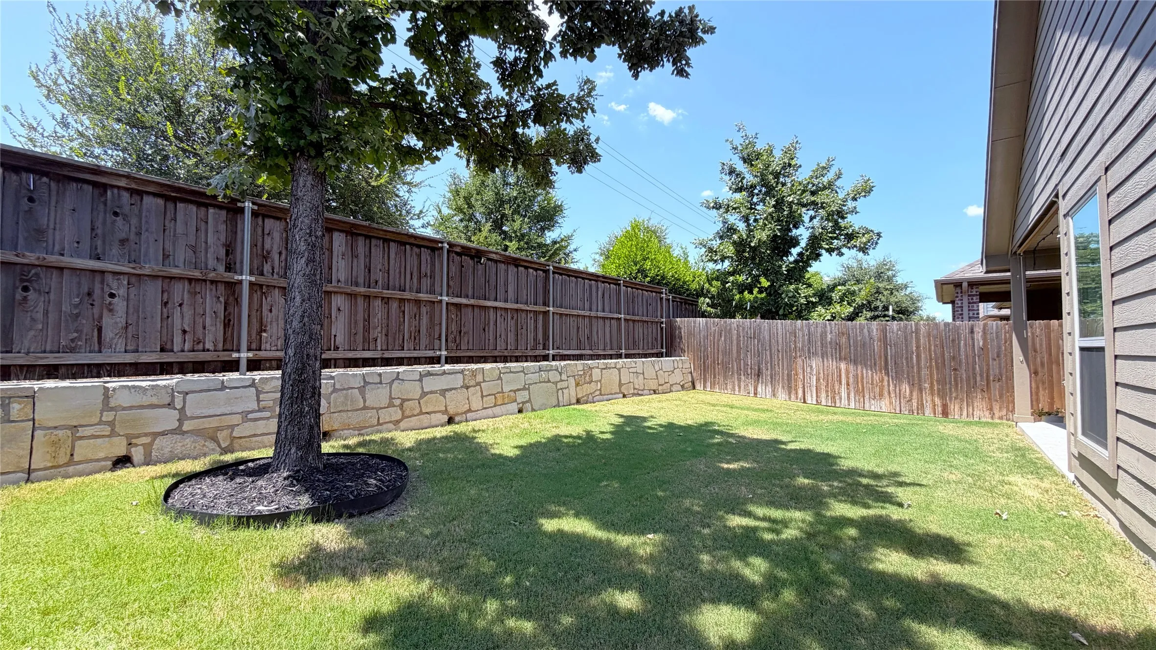 Single Family Residence For Sale in Collin County , 705 Blue Teal Place, Mc Kinney, Texas 75071, 3 Bedroom, 2 Bathroom, 2 Garage spaces, 1,416 Sqft, built in 2017, mls#21376623, Real Estate Agent in Mc Kinney, Homes For Sale in Collin county, Homes For Sale in Mc Kinney, Realtor in Mc Kinney Texas, Real Estate Brokerage Independent Realty Texas, Luminita Cordes Realtor