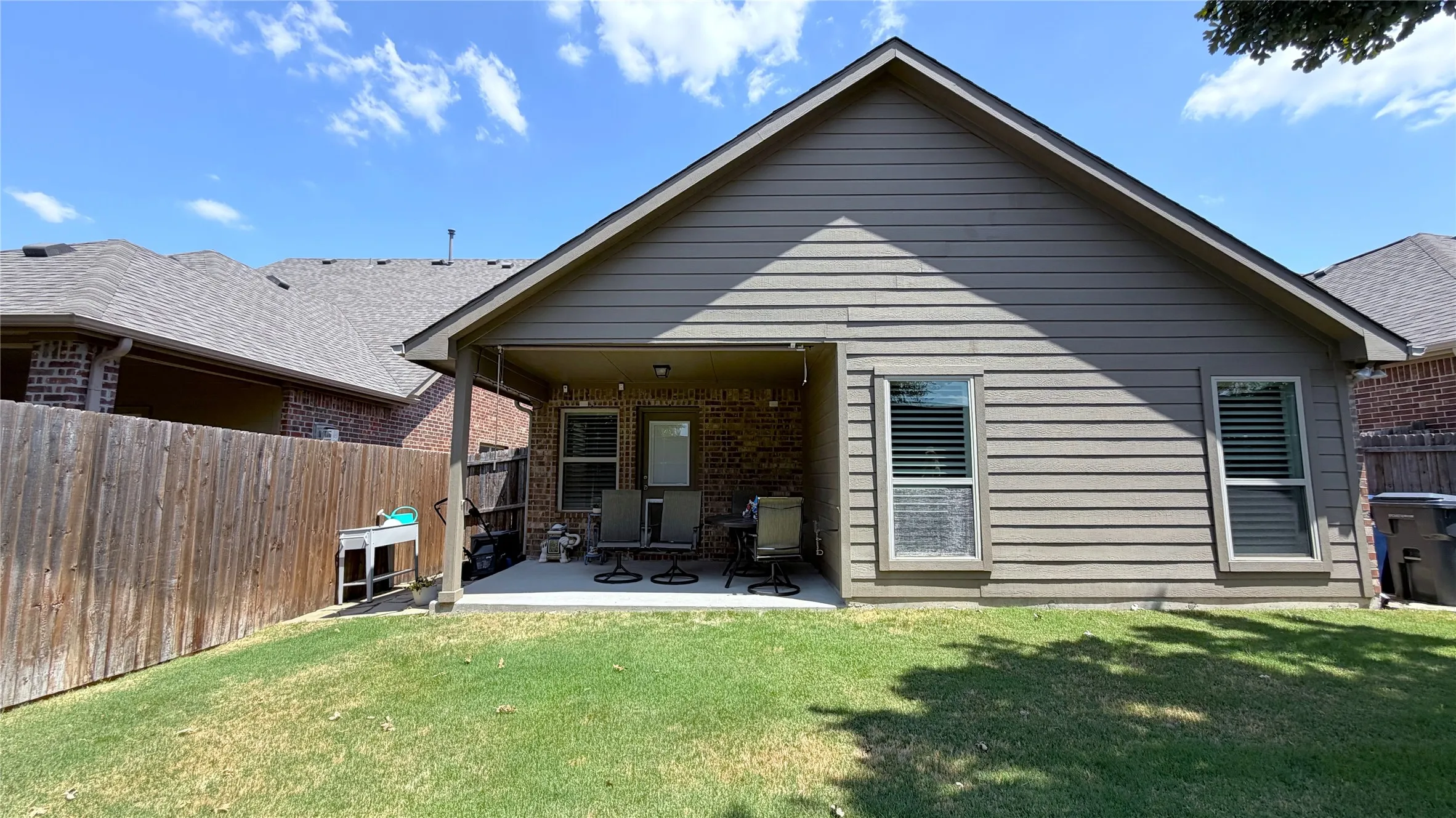 Single Family Residence For Sale in Collin County , 705 Blue Teal Place, Mc Kinney, Texas 75071, 3 Bedroom, 2 Bathroom, 2 Garage spaces, 1,416 Sqft, built in 2017, mls#21376623, Real Estate Agent in Mc Kinney, Homes For Sale in Collin county, Homes For Sale in Mc Kinney, Realtor in Mc Kinney Texas, Real Estate Brokerage Independent Realty Texas, Luminita Cordes Realtor