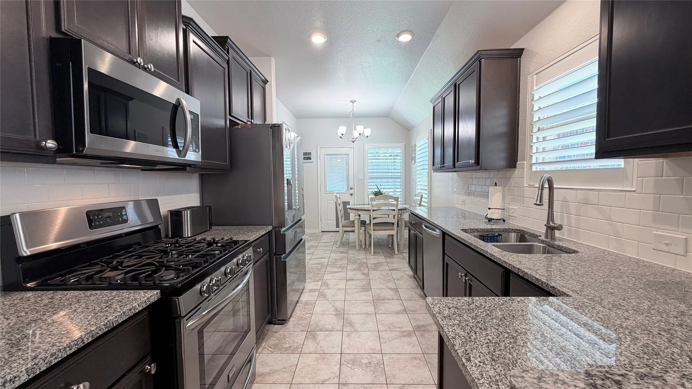 Single Family Residence For Sale in Collin County , 705 Blue Teal Place, Mc Kinney, Texas 75071, 3 Bedroom, 2 Bathroom, 2 Garage spaces, 1,416 Sqft, built in 2017, mls#21376623, Real Estate Agent in Mc Kinney, Homes For Sale in Collin county, Homes For Sale in Mc Kinney, Realtor in Mc Kinney Texas, Real Estate Brokerage Independent Realty Texas, Luminita Cordes Realtor