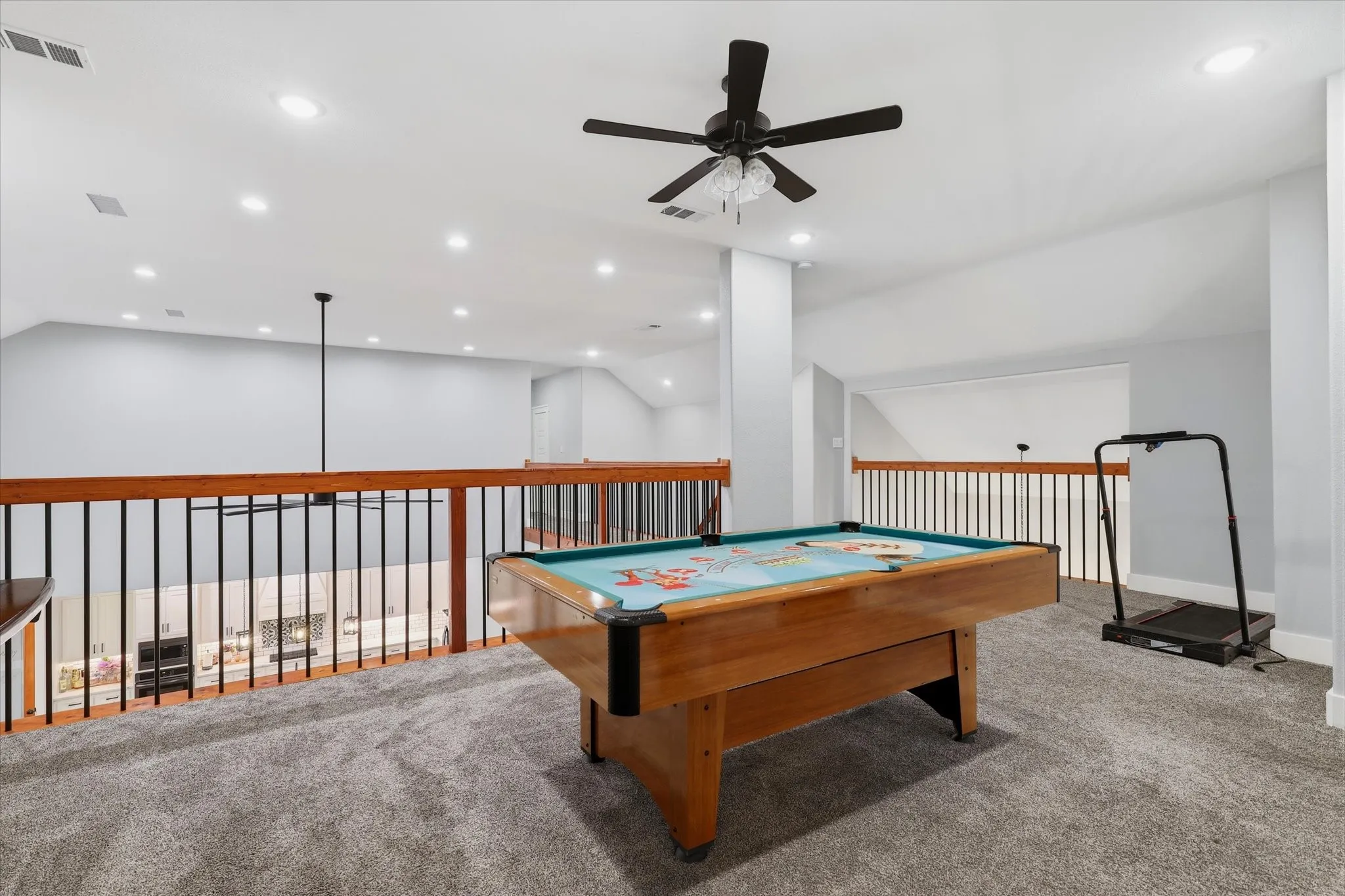 Single Family Residence For Sale in Ellis County , 3321 Mountain View Drive, Venus, Texas 76084, 4 Bedroom, 5 Bathroom, 2 Garage spaces, 3,467 Sqft, built in 2019, mls#21375192, Real Estate Agent in Venus, Homes For Sale in Ellis county, Homes For Sale in Venus, Realtor in Venus Texas, Real Estate Brokerage Independent Realty Texas, Luminita Cordes Realtor