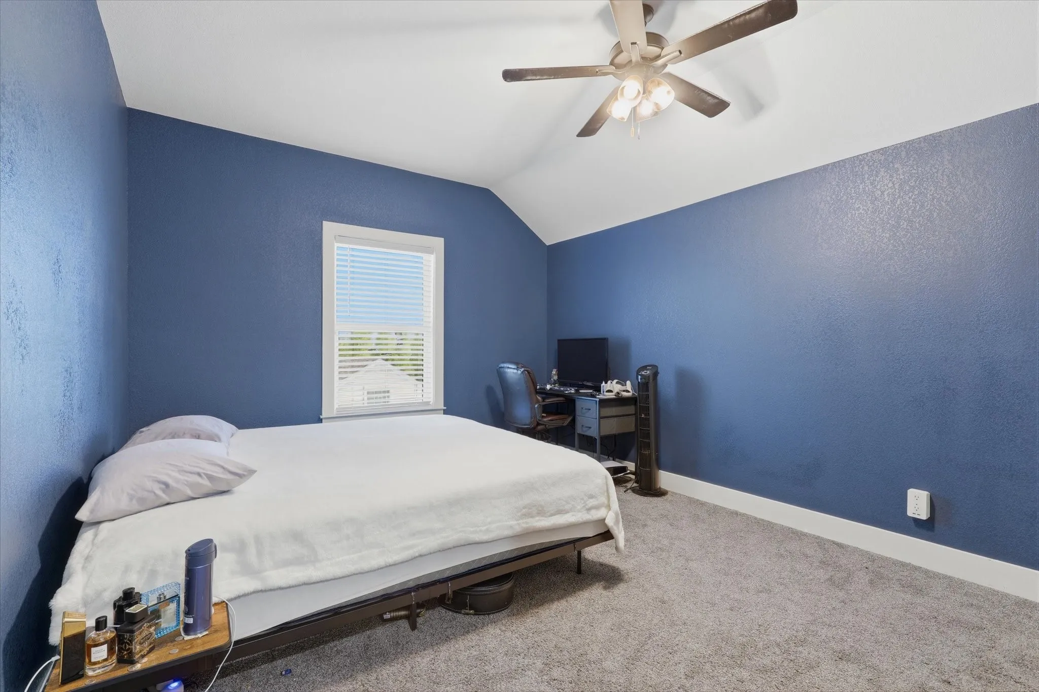 Single Family Residence For Sale in Ellis County , 3321 Mountain View Drive, Venus, Texas 76084, 4 Bedroom, 5 Bathroom, 2 Garage spaces, 3,467 Sqft, built in 2019, mls#21375192, Real Estate Agent in Venus, Homes For Sale in Ellis county, Homes For Sale in Venus, Realtor in Venus Texas, Real Estate Brokerage Independent Realty Texas, Luminita Cordes Realtor