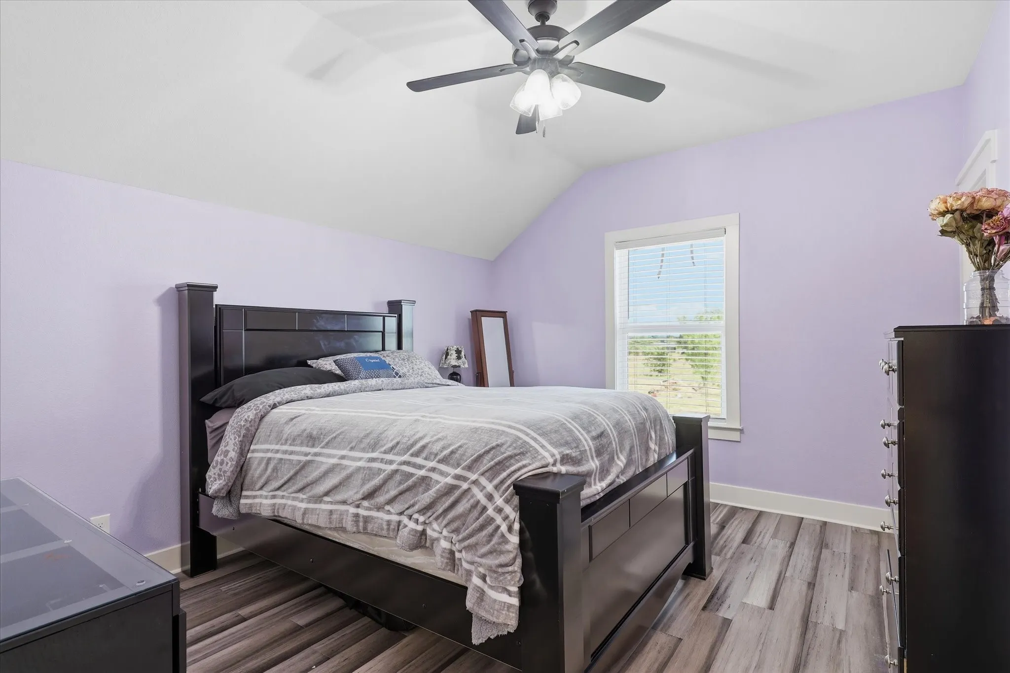 Single Family Residence For Sale in Ellis County , 3321 Mountain View Drive, Venus, Texas 76084, 4 Bedroom, 5 Bathroom, 2 Garage spaces, 3,467 Sqft, built in 2019, mls#21375192, Real Estate Agent in Venus, Homes For Sale in Ellis county, Homes For Sale in Venus, Realtor in Venus Texas, Real Estate Brokerage Independent Realty Texas, Luminita Cordes Realtor