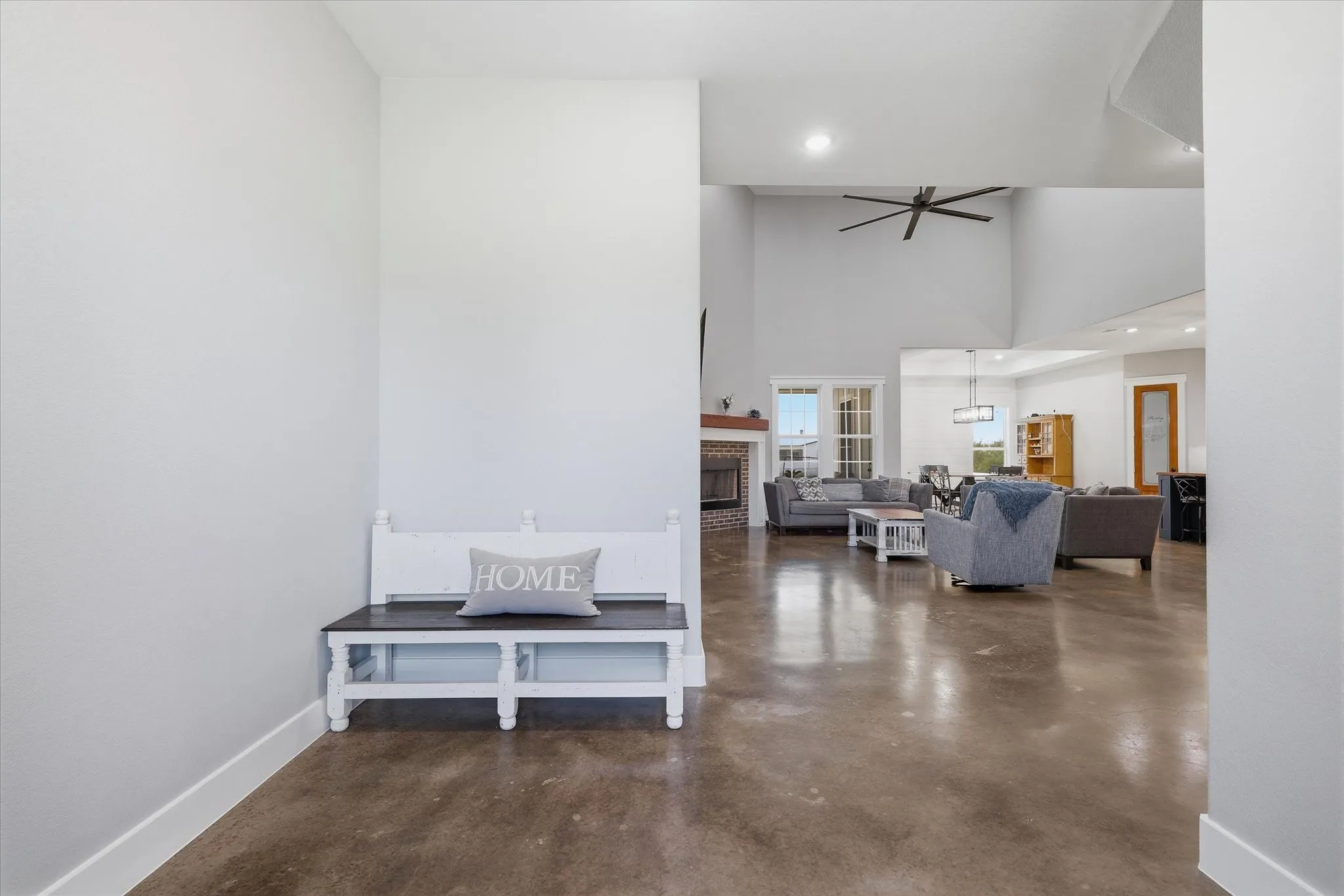 Single Family Residence For Sale in Ellis County , 3321 Mountain View Drive, Venus, Texas 76084, 4 Bedroom, 5 Bathroom, 2 Garage spaces, 3,467 Sqft, built in 2019, mls#21375192, Real Estate Agent in Venus, Homes For Sale in Ellis county, Homes For Sale in Venus, Realtor in Venus Texas, Real Estate Brokerage Independent Realty Texas, Luminita Cordes Realtor