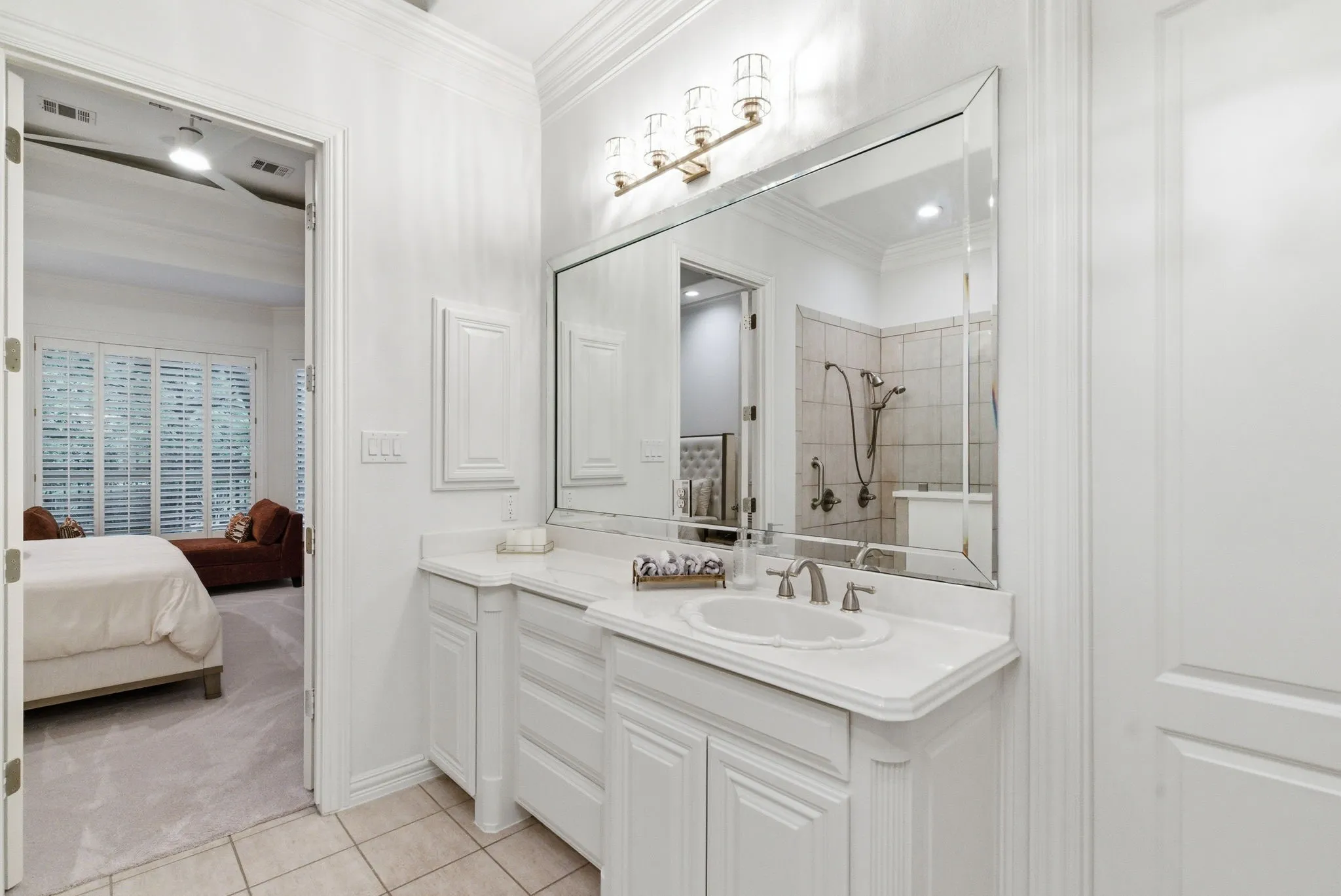 Single Family Residence For Sale in Tarrant County , 1617 Heathermore, Colleyville, Texas 76034, 3 Bedroom, 4 Bathroom, 2 Garage spaces, 2,849 Sqft, built in 2000, mls#21377655, Real Estate Agent in Colleyville, Homes For Sale in Tarrant county, Homes For Sale in Colleyville, Realtor in Colleyville Texas, Real Estate Brokerage Independent Realty Texas, Luminita Cordes Realtor