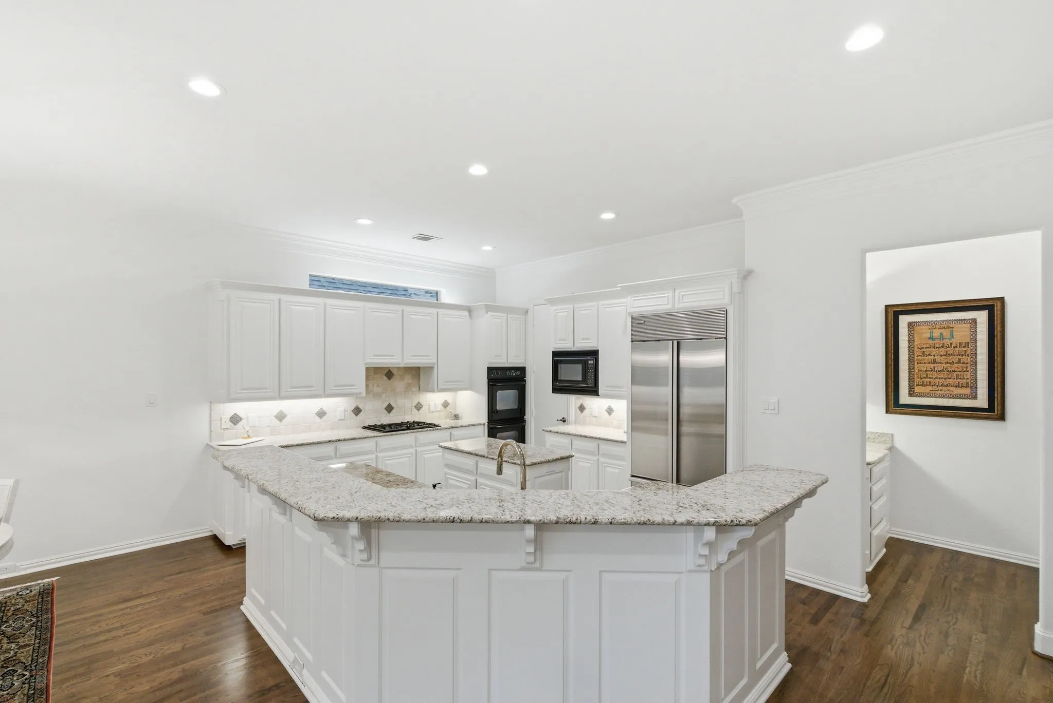 Single Family Residence For Sale in Tarrant County , 1617 Heathermore, Colleyville, Texas 76034, 3 Bedroom, 4 Bathroom, 2 Garage spaces, 2,849 Sqft, built in 2000, mls#21377655, Real Estate Agent in Colleyville, Homes For Sale in Tarrant county, Homes For Sale in Colleyville, Realtor in Colleyville Texas, Real Estate Brokerage Independent Realty Texas, Luminita Cordes Realtor