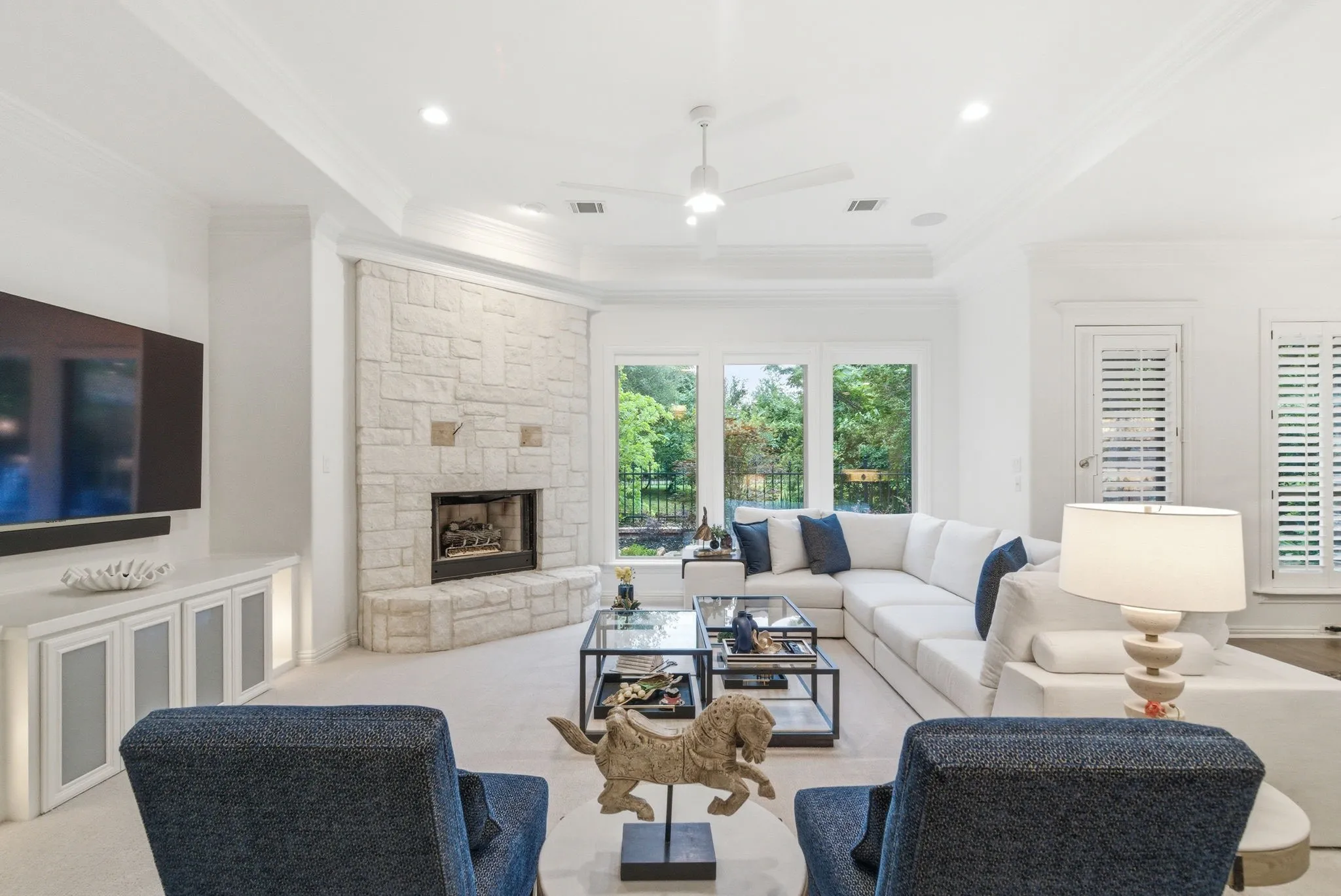 Single Family Residence For Sale in Tarrant County , 1617 Heathermore, Colleyville, Texas 76034, 3 Bedroom, 4 Bathroom, 2 Garage spaces, 2,849 Sqft, built in 2000, mls#21377655, Real Estate Agent in Colleyville, Homes For Sale in Tarrant county, Homes For Sale in Colleyville, Realtor in Colleyville Texas, Real Estate Brokerage Independent Realty Texas, Luminita Cordes Realtor