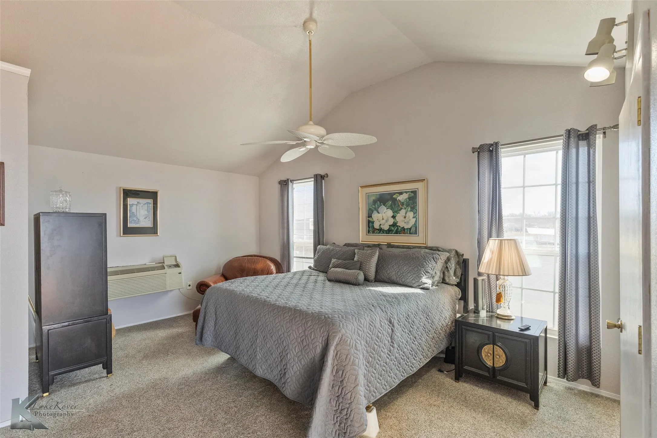 Single Family Residence For Sale in Eastland County , 206 County Road 541, Eastland, Texas 76448, 3 Bedroom, 4 Bathroom, Garage spaces, 2,166 Sqft, built in 1980, mls#21377660, Real Estate Agent in Eastland, Homes For Sale in Eastland county, Homes For Sale in Eastland, Realtor in Eastland Texas, Real Estate Brokerage Independent Realty Texas, Luminita Cordes Realtor