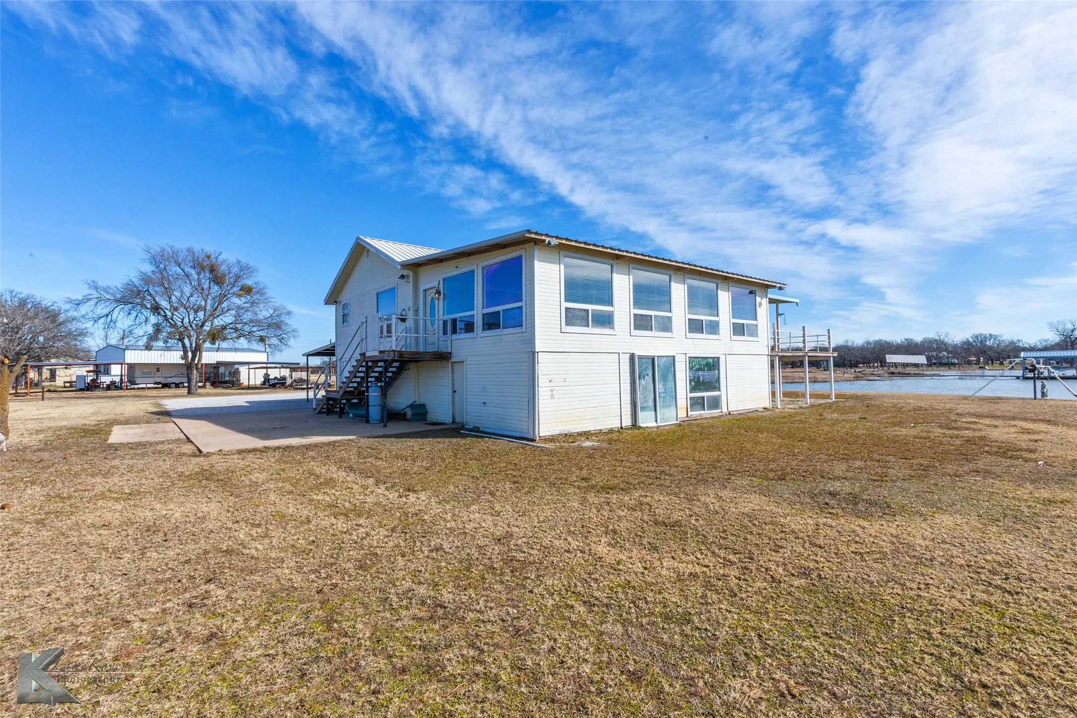 Single Family Residence For Sale in Eastland County , 206 County Road 541, Eastland, Texas 76448, 3 Bedroom, 4 Bathroom, Garage spaces, 2,166 Sqft, built in 1980, mls#21377660, Real Estate Agent in Eastland, Homes For Sale in Eastland county, Homes For Sale in Eastland, Realtor in Eastland Texas, Real Estate Brokerage Independent Realty Texas, Luminita Cordes Realtor