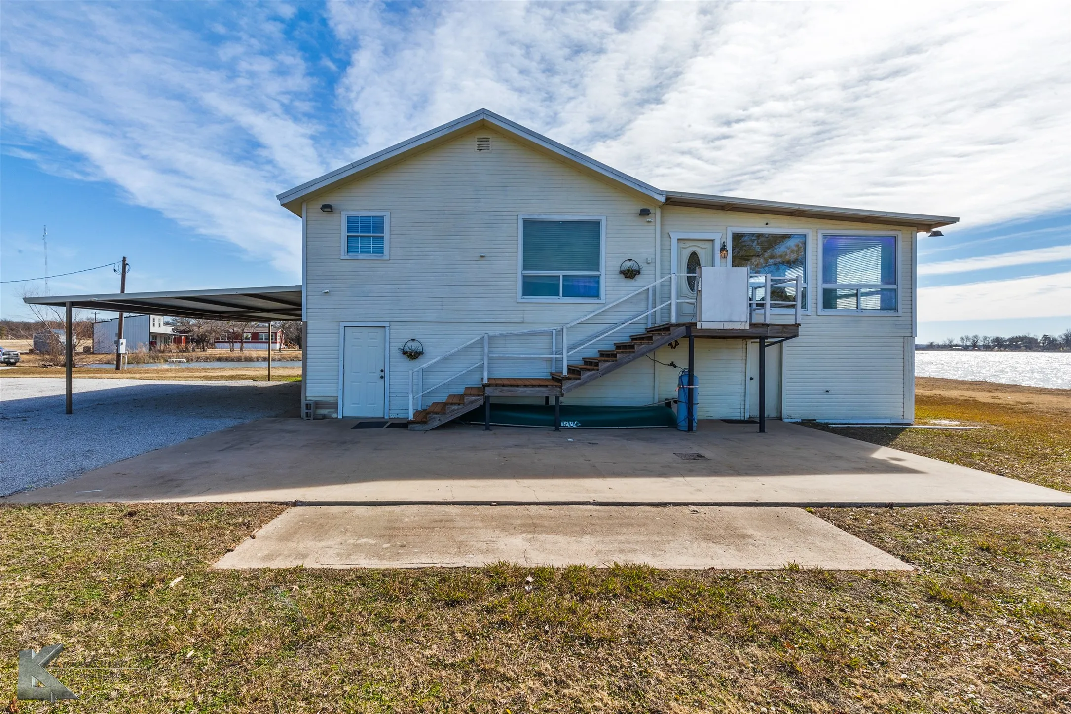 Single Family Residence For Sale in Eastland County , 206 County Road 541, Eastland, Texas 76448, 3 Bedroom, 4 Bathroom, Garage spaces, 2,166 Sqft, built in 1980, mls#21377660, Real Estate Agent in Eastland, Homes For Sale in Eastland county, Homes For Sale in Eastland, Realtor in Eastland Texas, Real Estate Brokerage Independent Realty Texas, Luminita Cordes Realtor