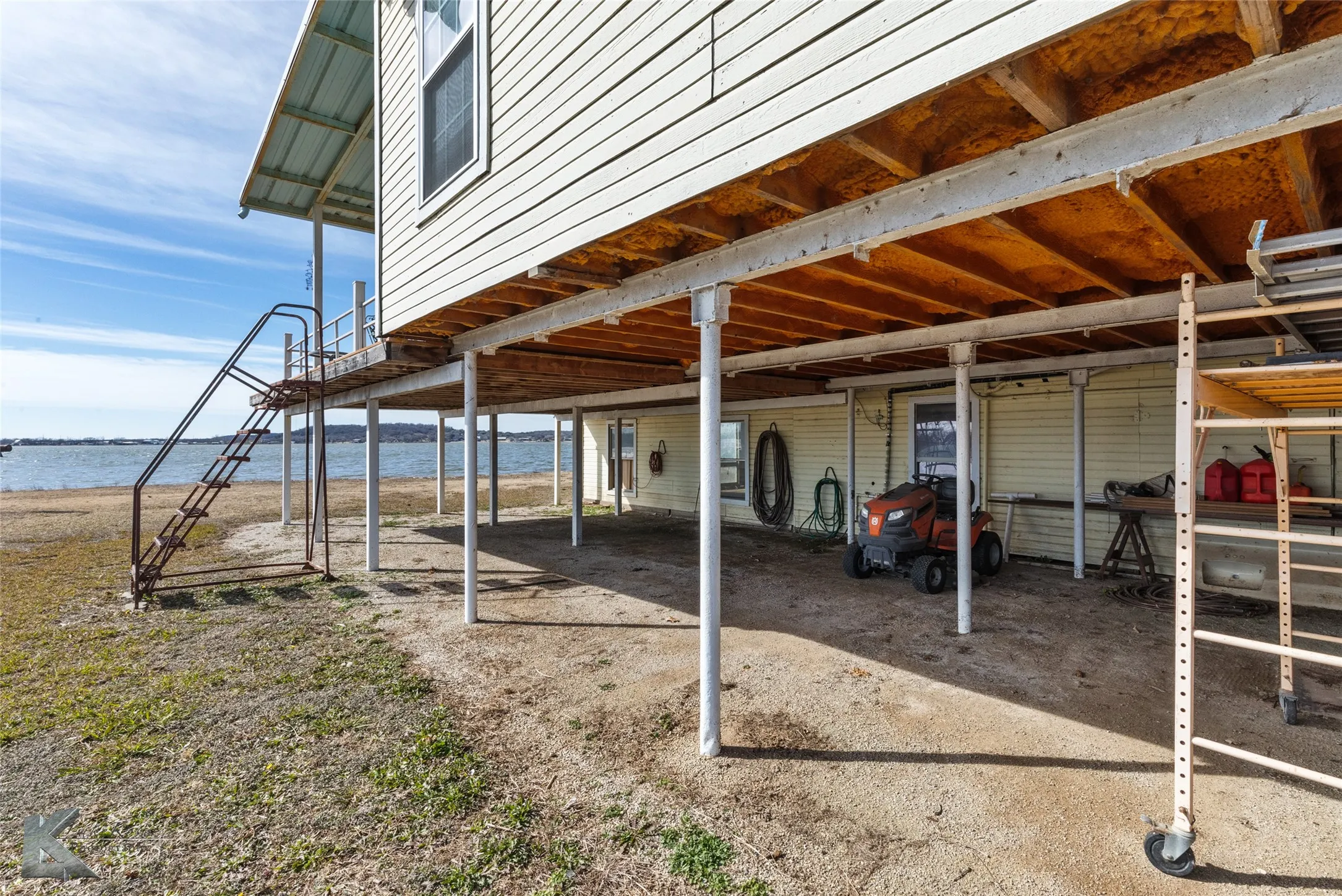 Single Family Residence For Sale in Eastland County , 206 County Road 541, Eastland, Texas 76448, 3 Bedroom, 4 Bathroom, Garage spaces, 2,166 Sqft, built in 1980, mls#21377660, Real Estate Agent in Eastland, Homes For Sale in Eastland county, Homes For Sale in Eastland, Realtor in Eastland Texas, Real Estate Brokerage Independent Realty Texas, Luminita Cordes Realtor