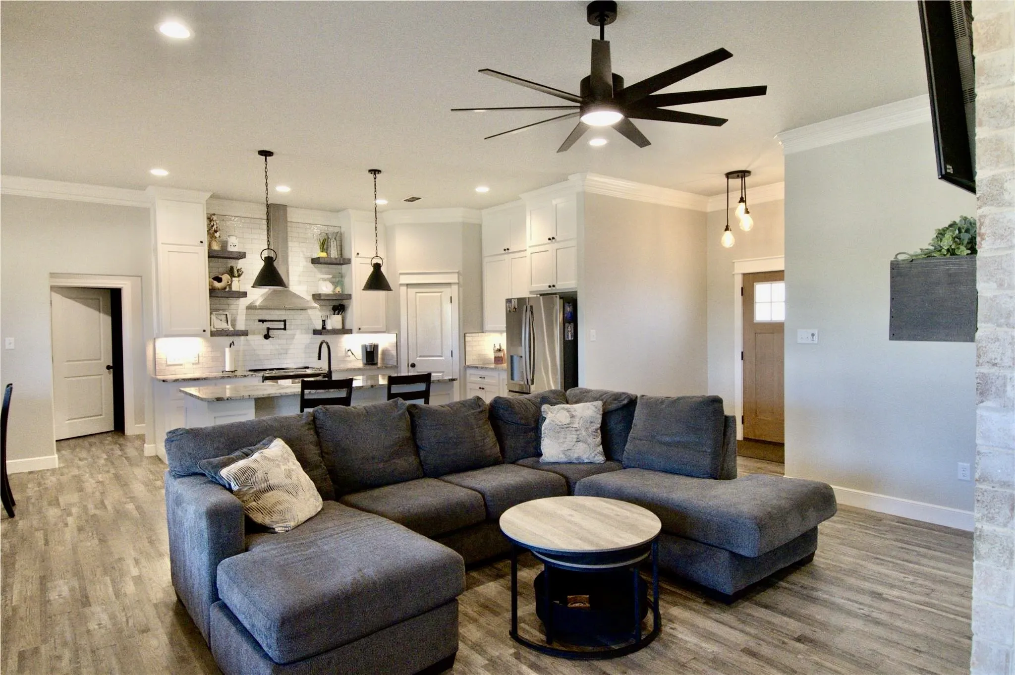 Single Family Residence For Sale in Taylor County , 270 Latigo Trail, Abilene, Texas 79606, 4 Bedroom, 2 Bathroom, 2 Garage spaces, 1,857 Sqft, built in 2022, mls#21371737, Real Estate Agent in Abilene, Homes For Sale in Taylor county, Homes For Sale in Abilene, Realtor in Abilene Texas, Real Estate Brokerage Independent Realty Texas, Luminita Cordes Realtor