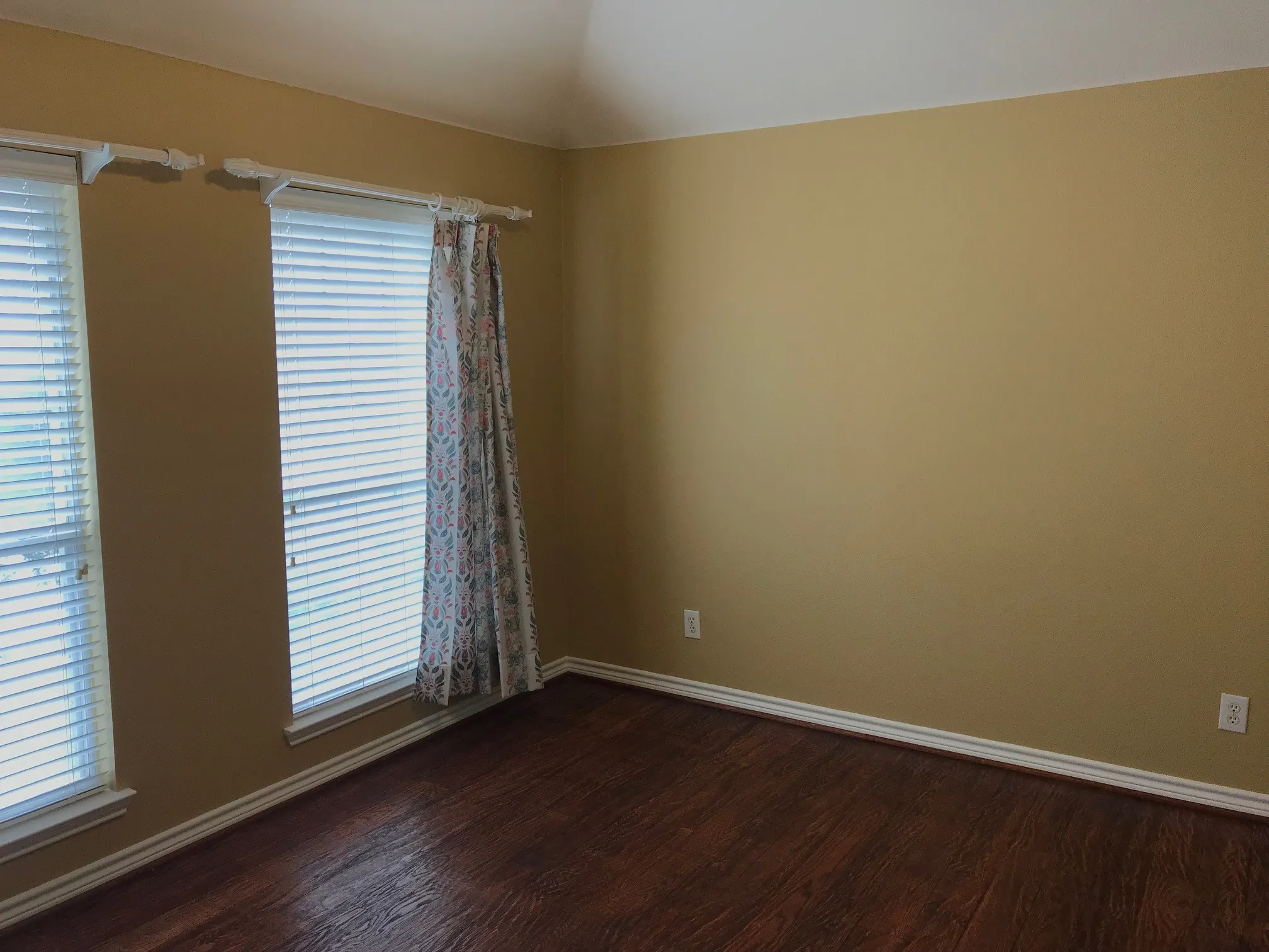 Single Family Residence For Rent in Collin County , 2605 Gull Lake Drive, Plano, Texas 75025, 4 Bedroom, 3 Bathroom, 2 Garage spaces, 3,216 Sqft, built in 2000, mls#21377665, Real Estate Agent in Plano, Homes For Rent in Collin county, Homes For Rent in Plano, Realtor in Plano Texas, Real Estate Brokerage Independent Realty Texas, Luminita Cordes Realtor