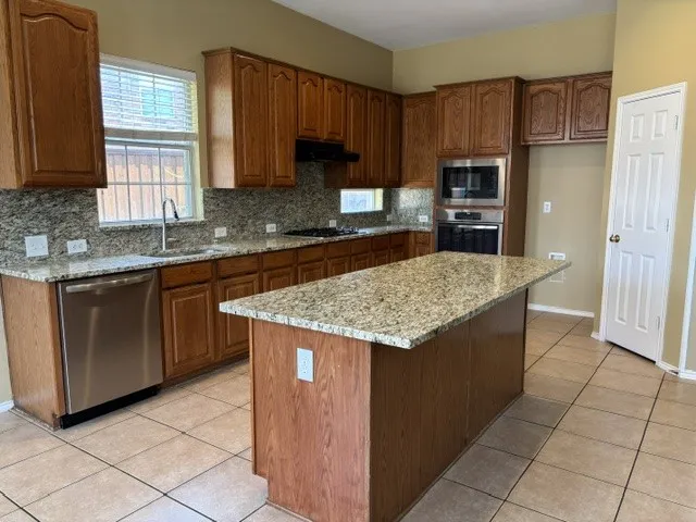 Single Family Residence For Rent in Collin County , 2605 Gull Lake Drive, Plano, Texas 75025, 4 Bedroom, 3 Bathroom, 2 Garage spaces, 3,216 Sqft, built in 2000, mls#21377665, Real Estate Agent in Plano, Homes For Rent in Collin county, Homes For Rent in Plano, Realtor in Plano Texas, Real Estate Brokerage Independent Realty Texas, Luminita Cordes Realtor