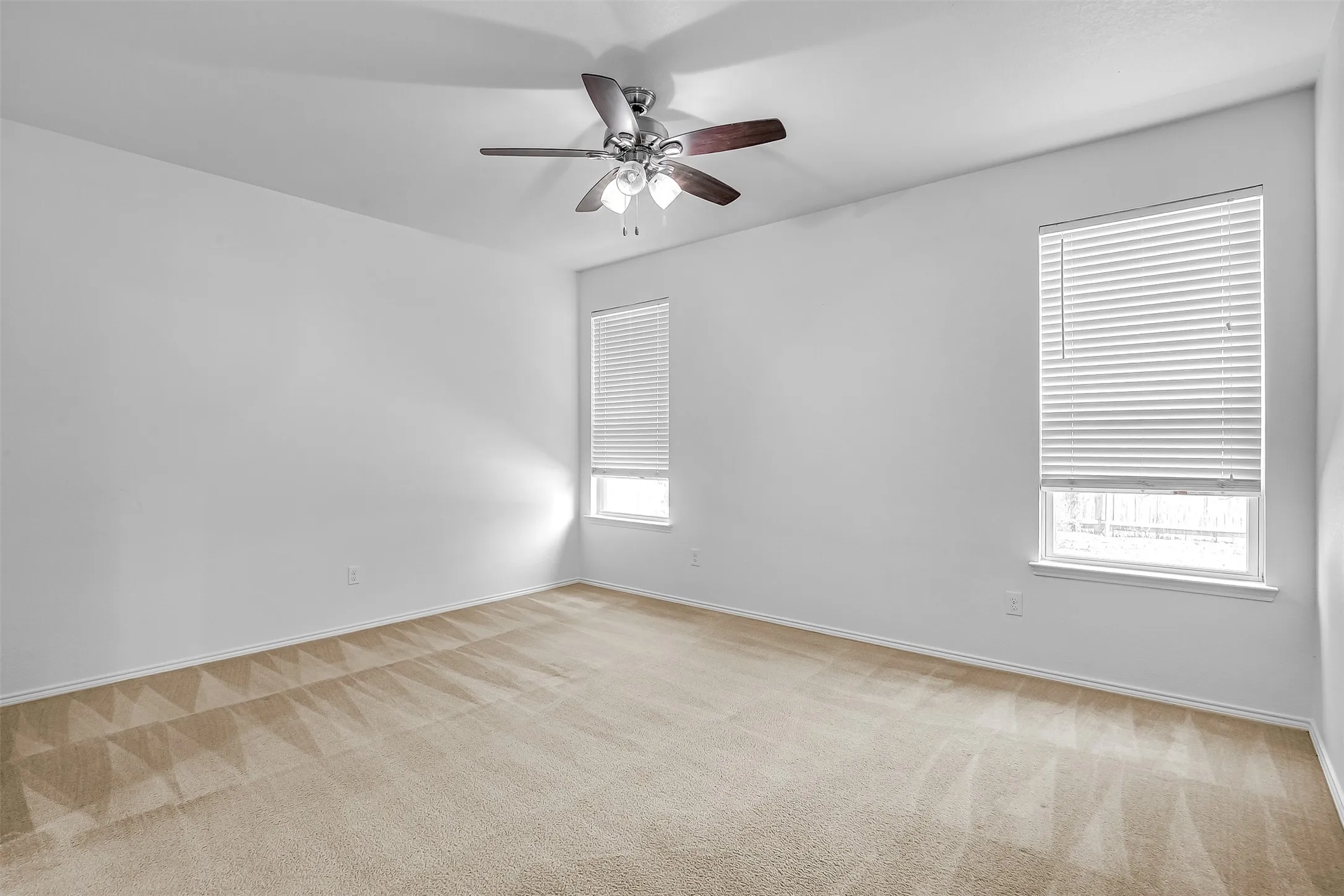 Single Family Residence For Rent in Tarrant County , 1521 Birds Eye Road, Fort Worth, Texas 76177, 3 Bedroom, 2 Bathroom, 2 Garage spaces, 1,865 Sqft, built in 2013, mls#21377452, Real Estate Agent in Fort Worth, Homes For Rent in Tarrant county, Homes For Rent in Fort Worth, Realtor in Fort Worth Texas, Real Estate Brokerage Independent Realty Texas, Luminita Cordes Realtor