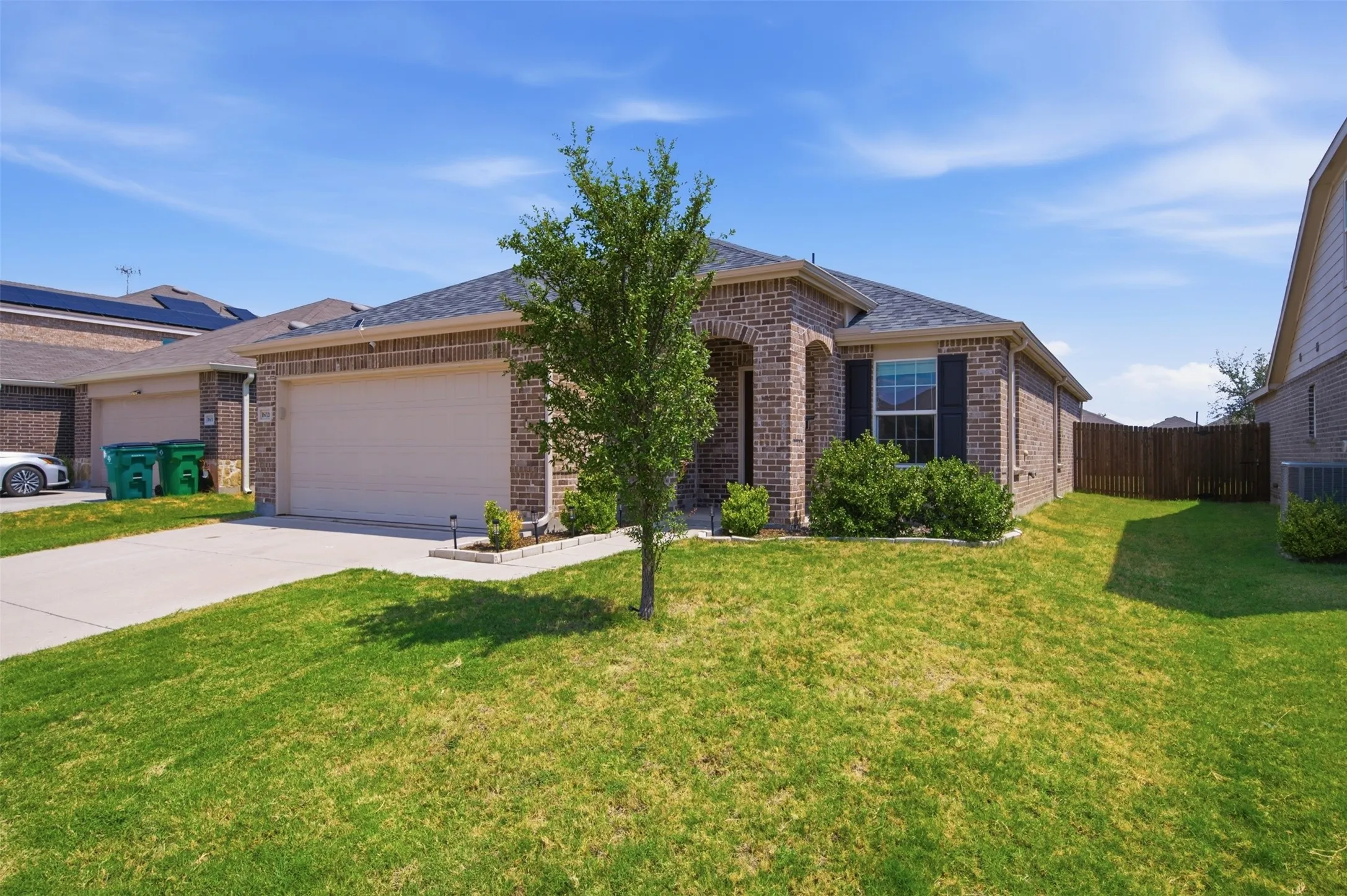Single Family Residence For Sale in Tarrant County , 16028 Crews Avenue, Haslet, Texas 76052, 3 Bedroom, 2 Bathroom, 2 Garage spaces, 1,441 Sqft, built in 2021, mls#21376385, Real Estate Agent in Haslet, Homes For Sale in Tarrant county, Homes For Sale in Haslet, Realtor in Haslet Texas, Real Estate Brokerage Independent Realty Texas, Luminita Cordes Realtor