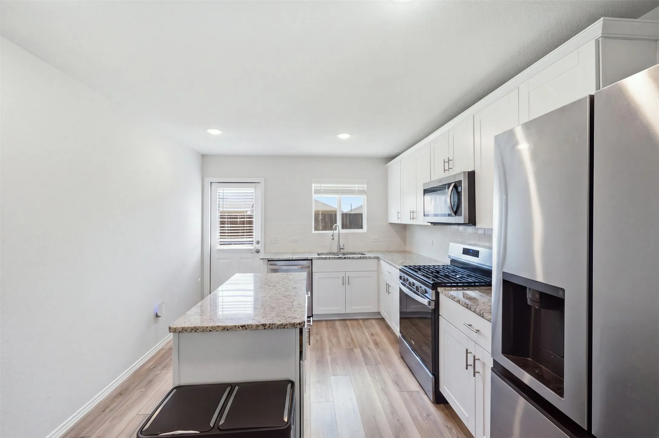 Single Family Residence For Sale in Tarrant County , 16028 Crews Avenue, Haslet, Texas 76052, 3 Bedroom, 2 Bathroom, 2 Garage spaces, 1,441 Sqft, built in 2021, mls#21376385, Real Estate Agent in Haslet, Homes For Sale in Tarrant county, Homes For Sale in Haslet, Realtor in Haslet Texas, Real Estate Brokerage Independent Realty Texas, Luminita Cordes Realtor