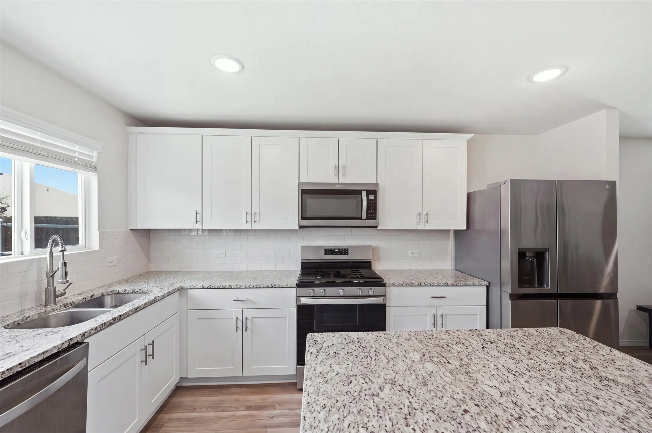 Single Family Residence For Sale in Tarrant County , 16028 Crews Avenue, Haslet, Texas 76052, 3 Bedroom, 2 Bathroom, 2 Garage spaces, 1,441 Sqft, built in 2021, mls#21376385, Real Estate Agent in Haslet, Homes For Sale in Tarrant county, Homes For Sale in Haslet, Realtor in Haslet Texas, Real Estate Brokerage Independent Realty Texas, Luminita Cordes Realtor
