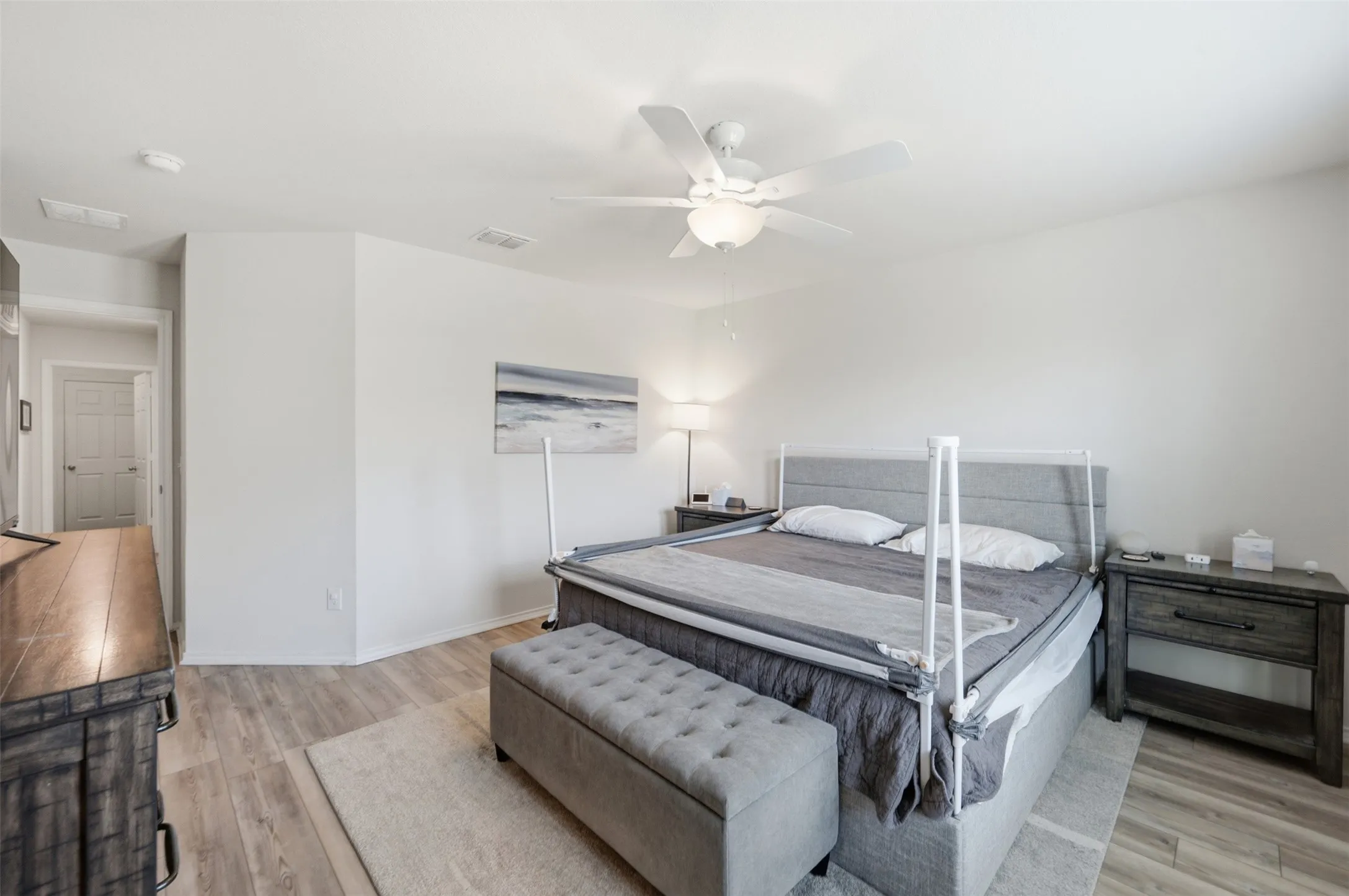 Single Family Residence For Sale in Tarrant County , 16028 Crews Avenue, Haslet, Texas 76052, 3 Bedroom, 2 Bathroom, 2 Garage spaces, 1,441 Sqft, built in 2021, mls#21376385, Real Estate Agent in Haslet, Homes For Sale in Tarrant county, Homes For Sale in Haslet, Realtor in Haslet Texas, Real Estate Brokerage Independent Realty Texas, Luminita Cordes Realtor