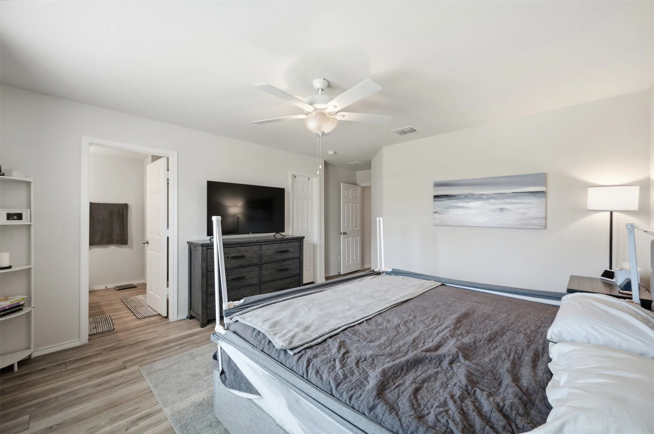 Single Family Residence For Sale in Tarrant County , 16028 Crews Avenue, Haslet, Texas 76052, 3 Bedroom, 2 Bathroom, 2 Garage spaces, 1,441 Sqft, built in 2021, mls#21376385, Real Estate Agent in Haslet, Homes For Sale in Tarrant county, Homes For Sale in Haslet, Realtor in Haslet Texas, Real Estate Brokerage Independent Realty Texas, Luminita Cordes Realtor