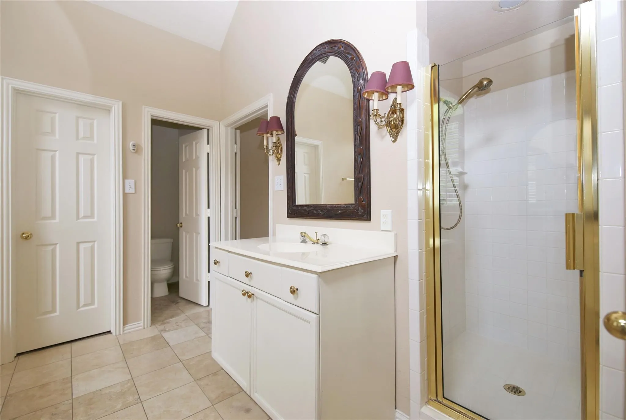 Single Family Residence For Sale in Collin County , 4124 Briarbend Road, Dallas, Texas 75287, 4 Bedroom, 3 Bathroom, 2 Garage spaces, 2,402 Sqft, built in 1993, mls#21377675, Real Estate Agent in Dallas, Homes For Sale in Collin county, Homes For Sale in Dallas, Realtor in Dallas Texas, Real Estate Brokerage Independent Realty Texas, Luminita Cordes Realtor