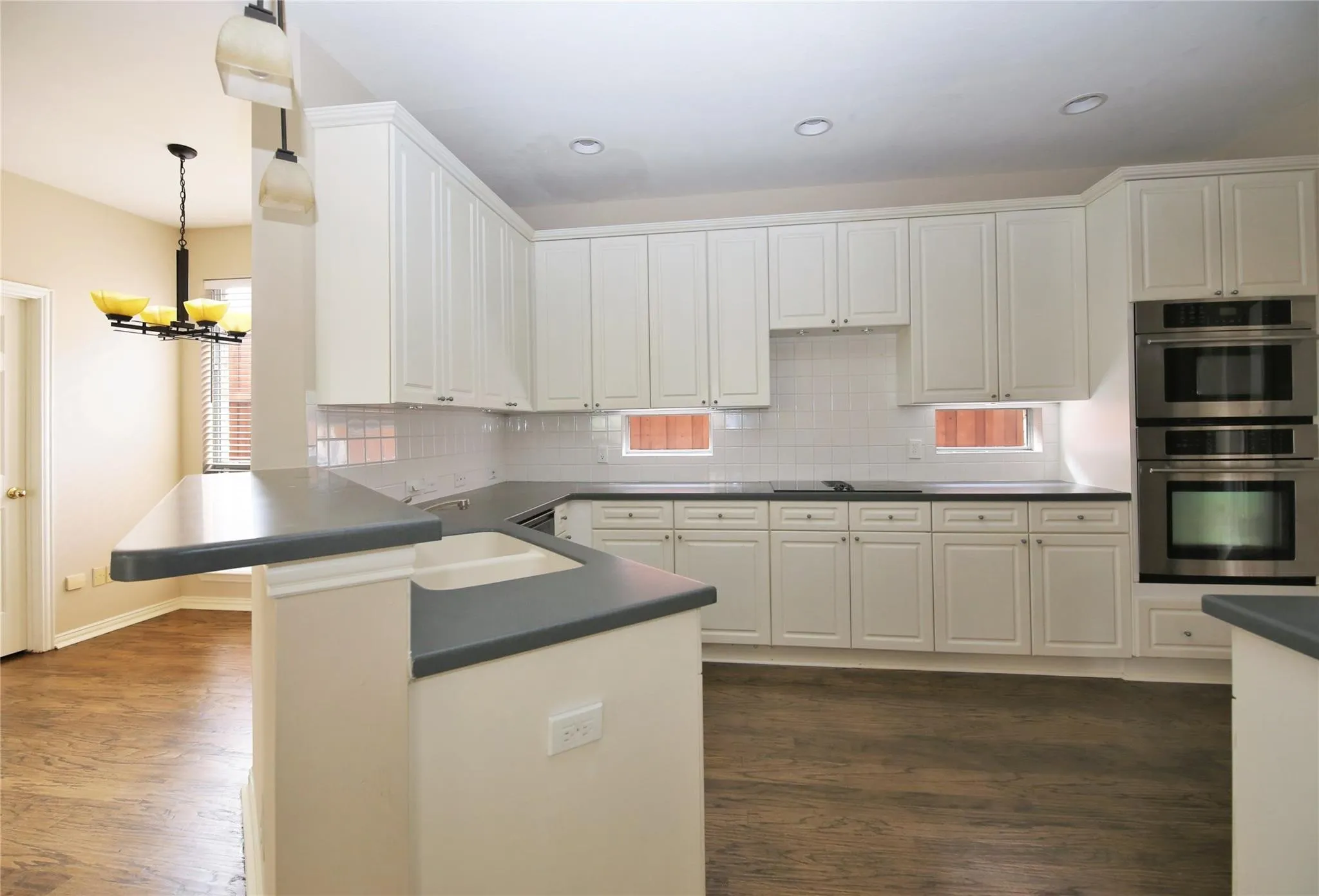Single Family Residence For Sale in Collin County , 4124 Briarbend Road, Dallas, Texas 75287, 4 Bedroom, 3 Bathroom, 2 Garage spaces, 2,402 Sqft, built in 1993, mls#21377675, Real Estate Agent in Dallas, Homes For Sale in Collin county, Homes For Sale in Dallas, Realtor in Dallas Texas, Real Estate Brokerage Independent Realty Texas, Luminita Cordes Realtor