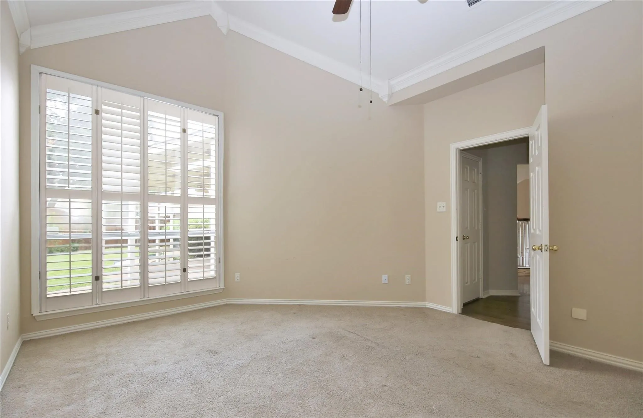 Single Family Residence For Sale in Collin County , 4124 Briarbend Road, Dallas, Texas 75287, 4 Bedroom, 3 Bathroom, 2 Garage spaces, 2,402 Sqft, built in 1993, mls#21377675, Real Estate Agent in Dallas, Homes For Sale in Collin county, Homes For Sale in Dallas, Realtor in Dallas Texas, Real Estate Brokerage Independent Realty Texas, Luminita Cordes Realtor
