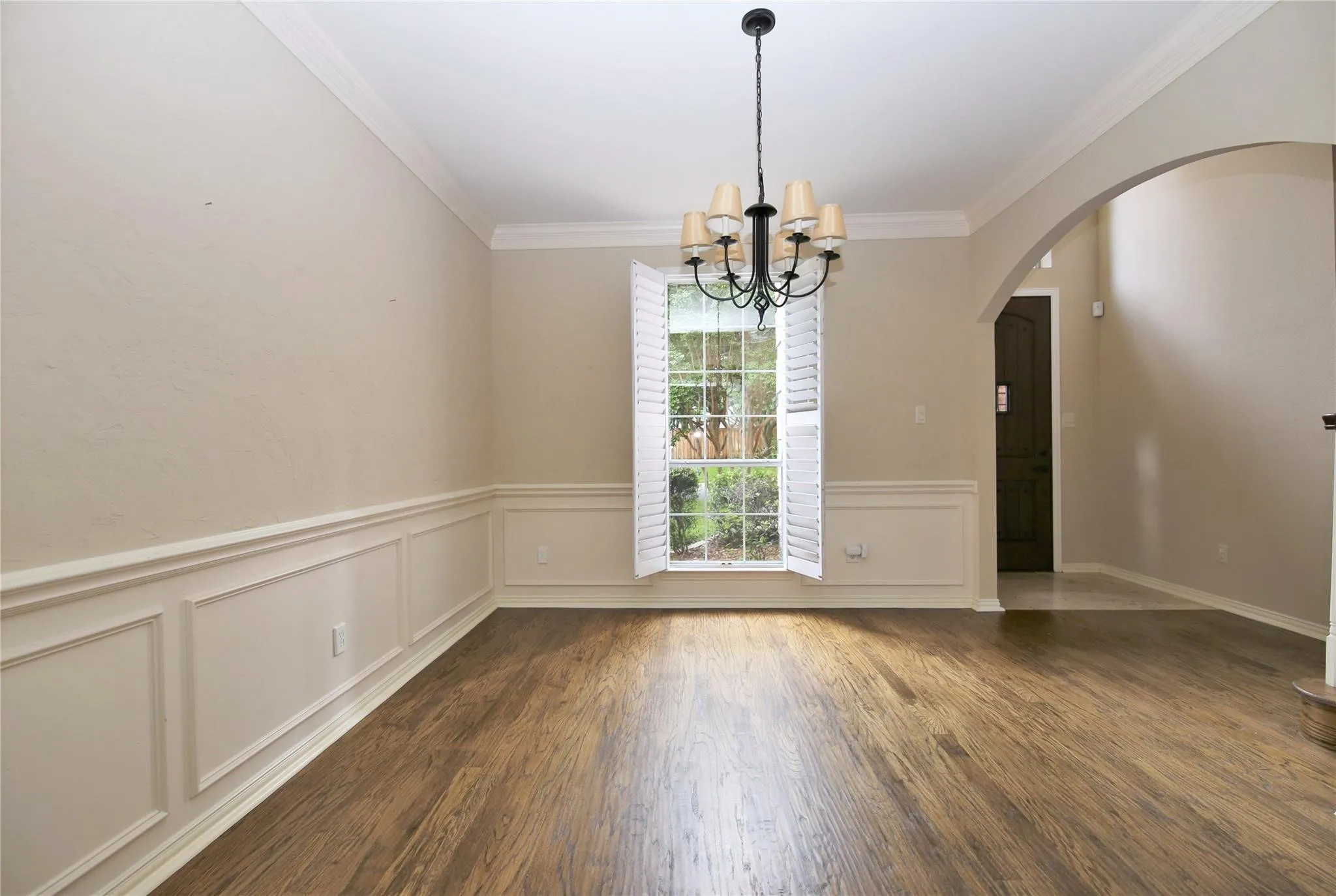 Single Family Residence For Sale in Collin County , 4124 Briarbend Road, Dallas, Texas 75287, 4 Bedroom, 3 Bathroom, 2 Garage spaces, 2,402 Sqft, built in 1993, mls#21377675, Real Estate Agent in Dallas, Homes For Sale in Collin county, Homes For Sale in Dallas, Realtor in Dallas Texas, Real Estate Brokerage Independent Realty Texas, Luminita Cordes Realtor