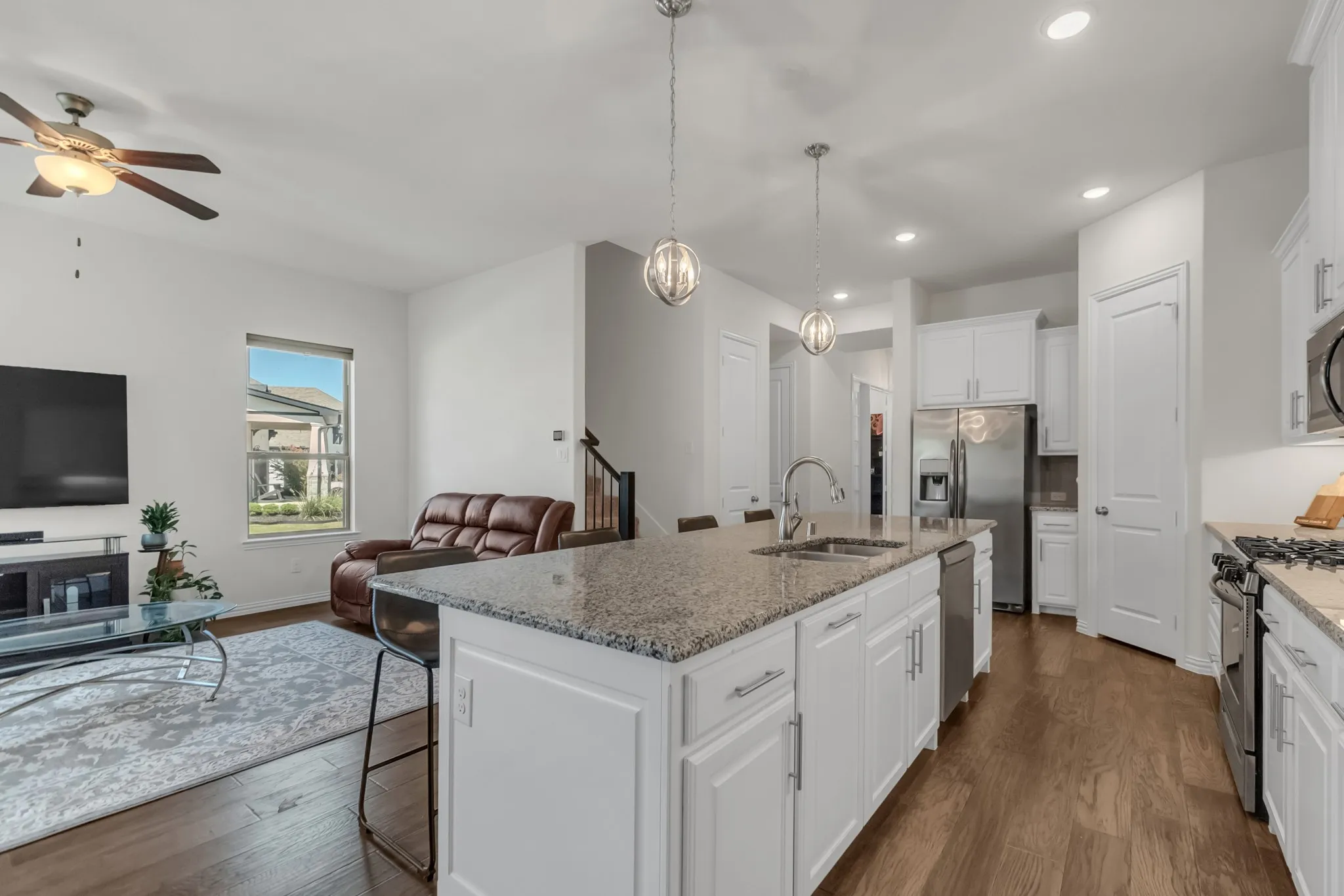 Townhouse For Sale in Tarrant County , 4524 Meadow Hawk Drive, Arlington, Texas 76005, 3 Bedroom, 3 Bathroom, 2 Garage spaces, 2,238 Sqft, built in 2019, mls#21376715, Real Estate Agent in Arlington, Homes For Sale in Tarrant county, Homes For Sale in Arlington, Realtor in Arlington Texas, Real Estate Brokerage Independent Realty Texas, Luminita Cordes Realtor