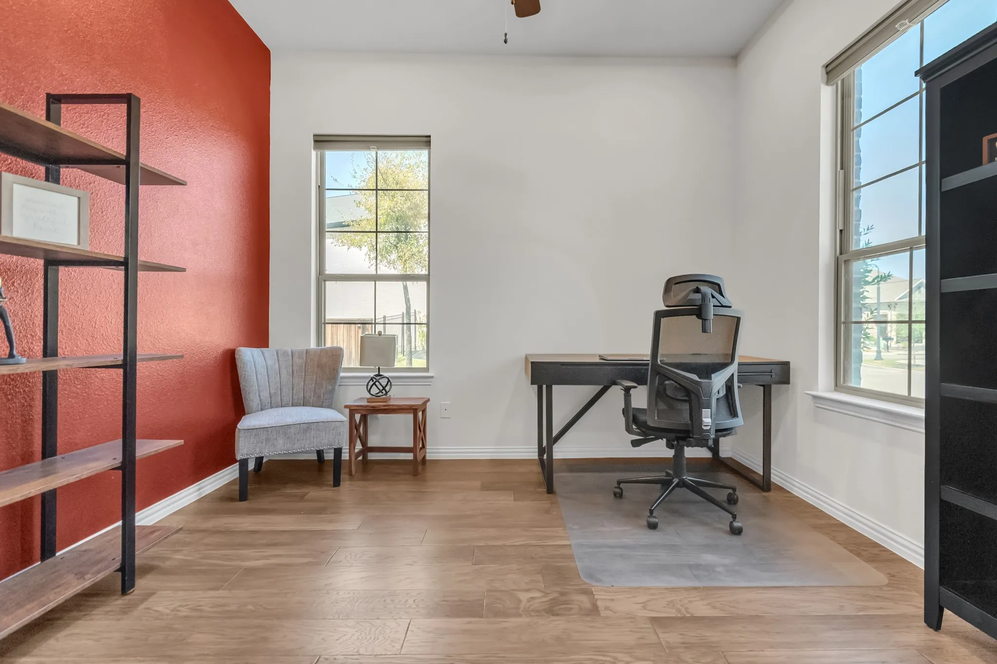 Townhouse For Sale in Tarrant County , 4524 Meadow Hawk Drive, Arlington, Texas 76005, 3 Bedroom, 3 Bathroom, 2 Garage spaces, 2,238 Sqft, built in 2019, mls#21376715, Real Estate Agent in Arlington, Homes For Sale in Tarrant county, Homes For Sale in Arlington, Realtor in Arlington Texas, Real Estate Brokerage Independent Realty Texas, Luminita Cordes Realtor