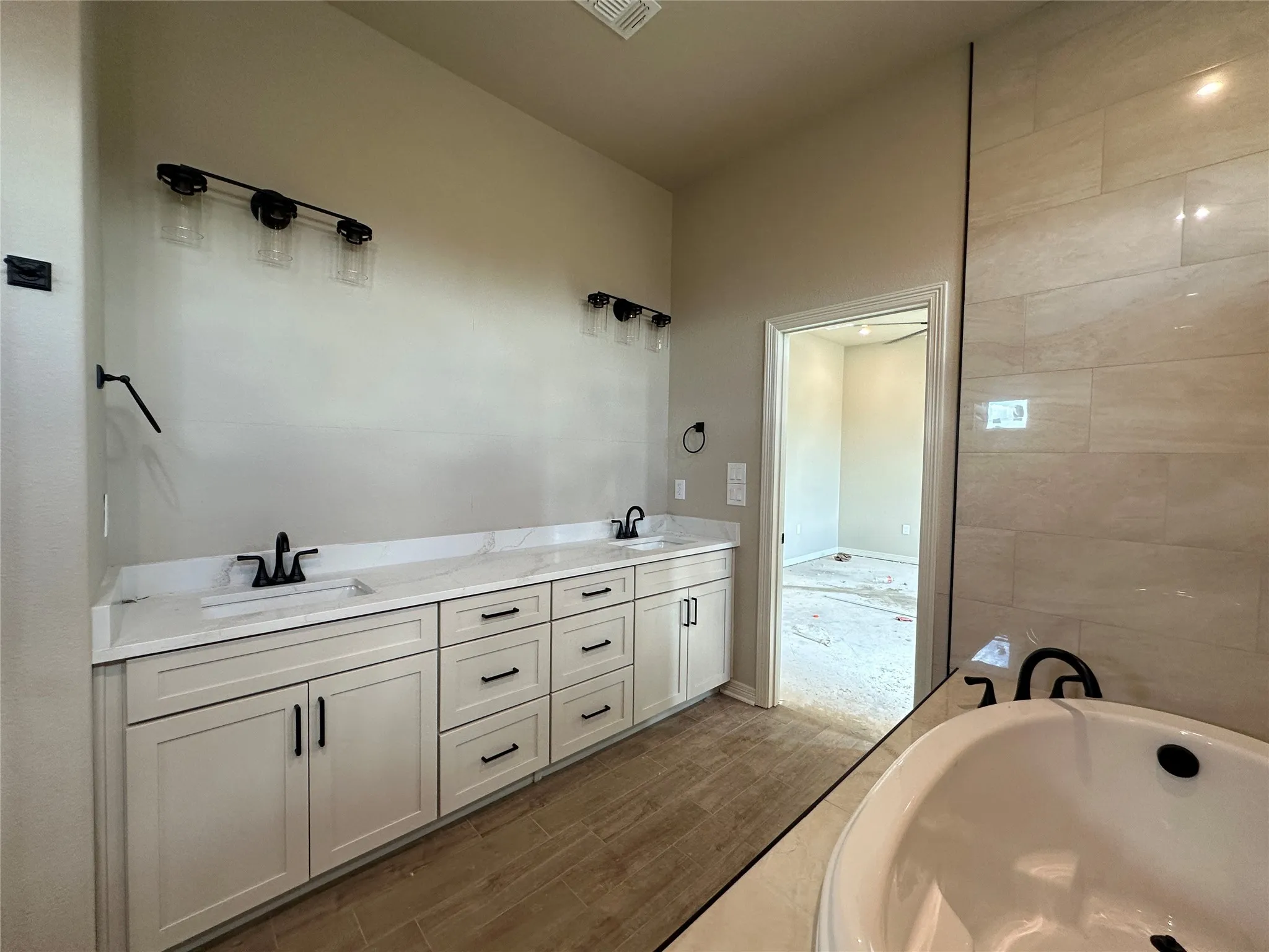 Single Family Residence For Sale in Mc Lennan County , 131 Lasso Loop, Lorena, Texas 76655, 4 Bedroom, 3 Bathroom, 2 Garage spaces, 2,478 Sqft, built in 2026, mls#21376825, Real Estate Agent in Lorena, Homes For Sale in Mc Lennan county, Homes For Sale in Lorena, Realtor in Lorena Texas, Real Estate Brokerage Independent Realty Texas, Luminita Cordes Realtor