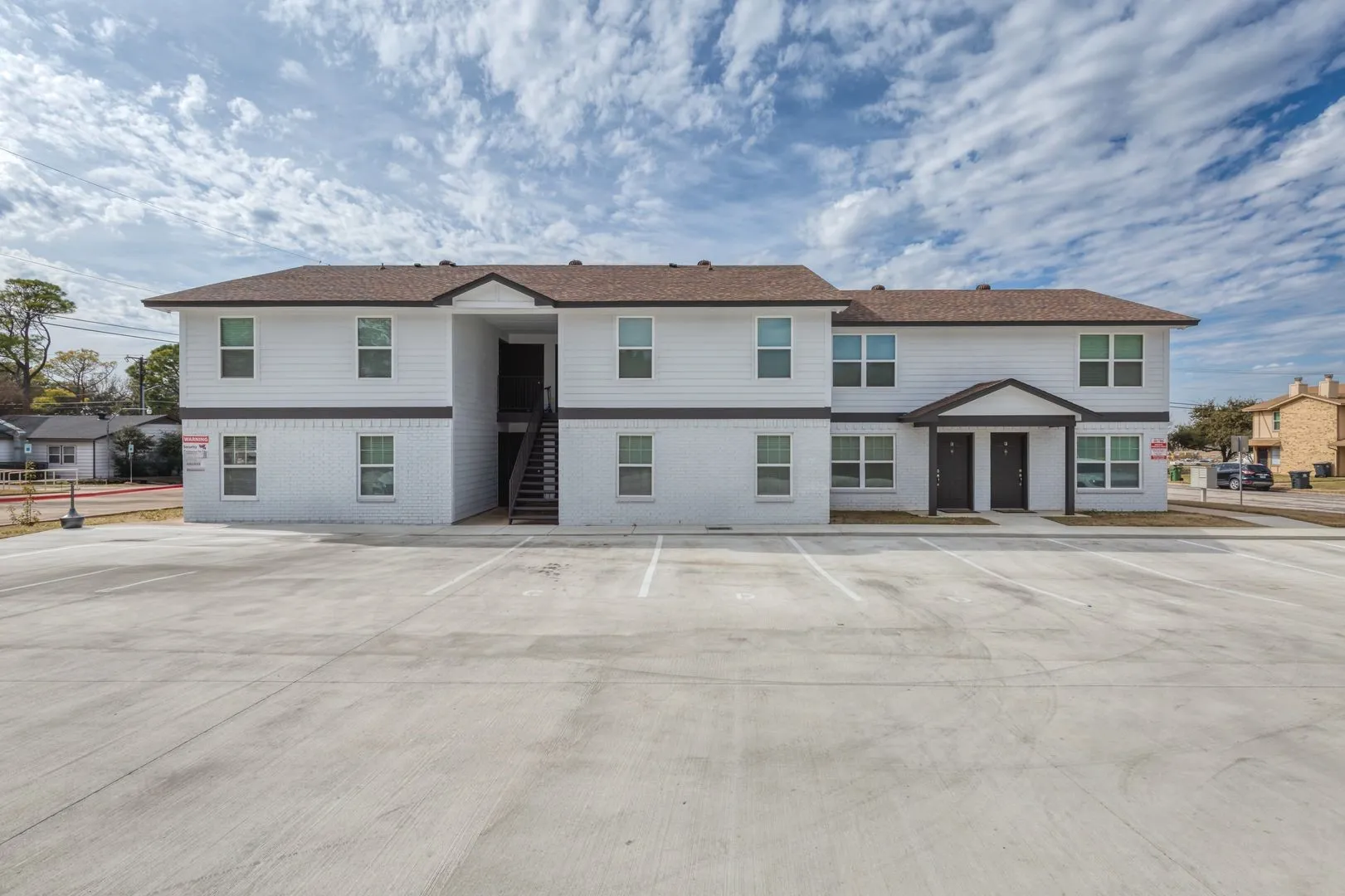 Condominium For Rent in Tarrant County , 2016 Paisley Drive E, Arlington, Texas 76015, 2 Bedroom, 2 Bathroom, Garage spaces, 1,080 Sqft, built in 1982, mls#21377699, Real Estate Agent in Arlington, Homes For Rent in Tarrant county, Homes For Rent in Arlington, Realtor in Arlington Texas, Real Estate Brokerage Independent Realty Texas, Luminita Cordes Realtor