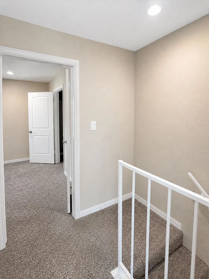 Condominium For Rent in Tarrant County , 2016 Paisley Drive E, Arlington, Texas 76015, 2 Bedroom, 2 Bathroom, Garage spaces, 1,080 Sqft, built in 1982, mls#21377699, Real Estate Agent in Arlington, Homes For Rent in Tarrant county, Homes For Rent in Arlington, Realtor in Arlington Texas, Real Estate Brokerage Independent Realty Texas, Luminita Cordes Realtor