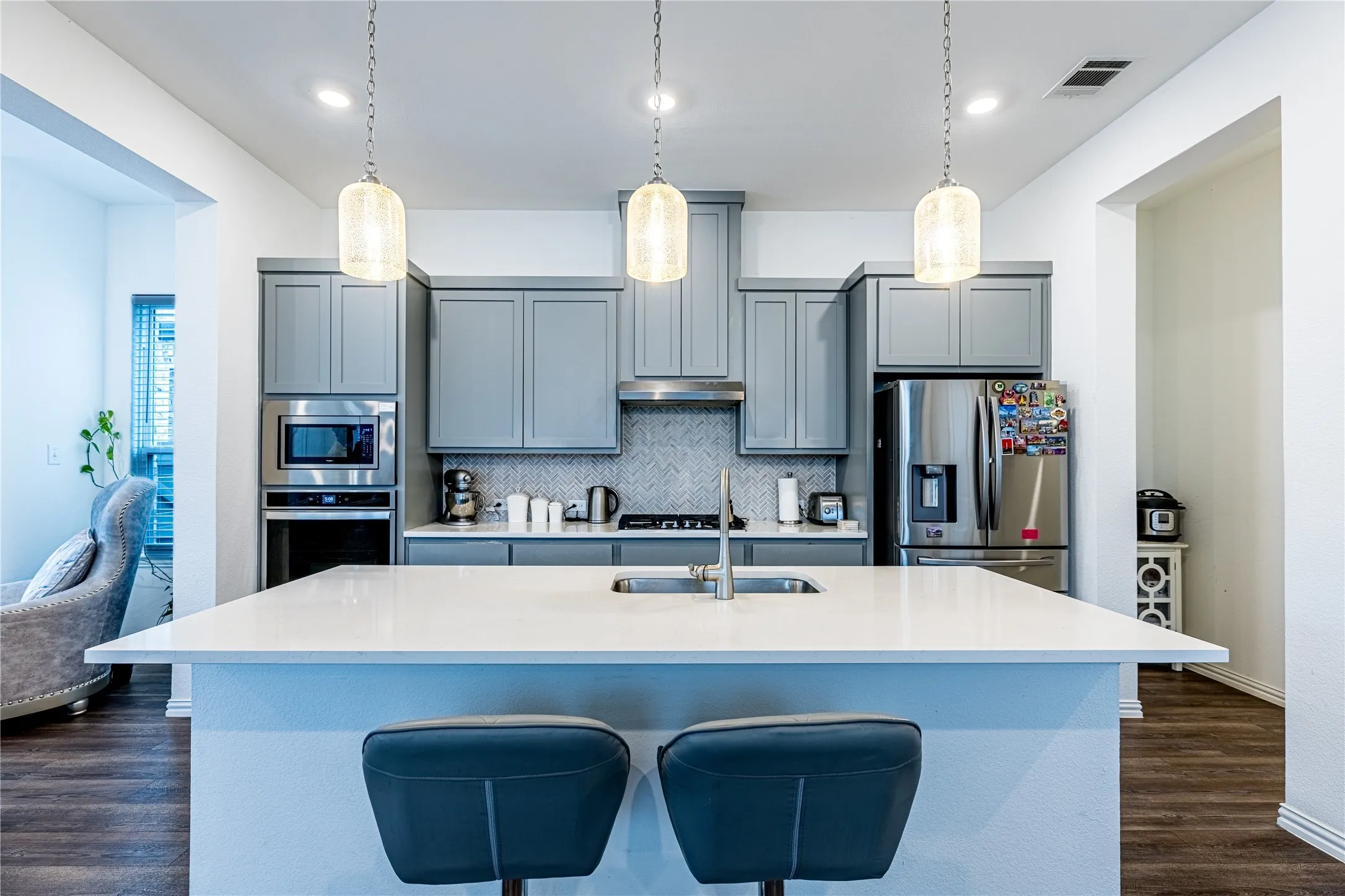 Single Family Residence For Sale in Dallas County , 5426 Grand Avenue, Sachse, Texas 75048, 4 Bedroom, 4 Bathroom, 2 Garage spaces, 2,418 Sqft, built in 2022, mls#21373263, Real Estate Agent in Sachse, Homes For Sale in Dallas county, Homes For Sale in Sachse, Realtor in Sachse Texas, Real Estate Brokerage Independent Realty Texas, Luminita Cordes Realtor