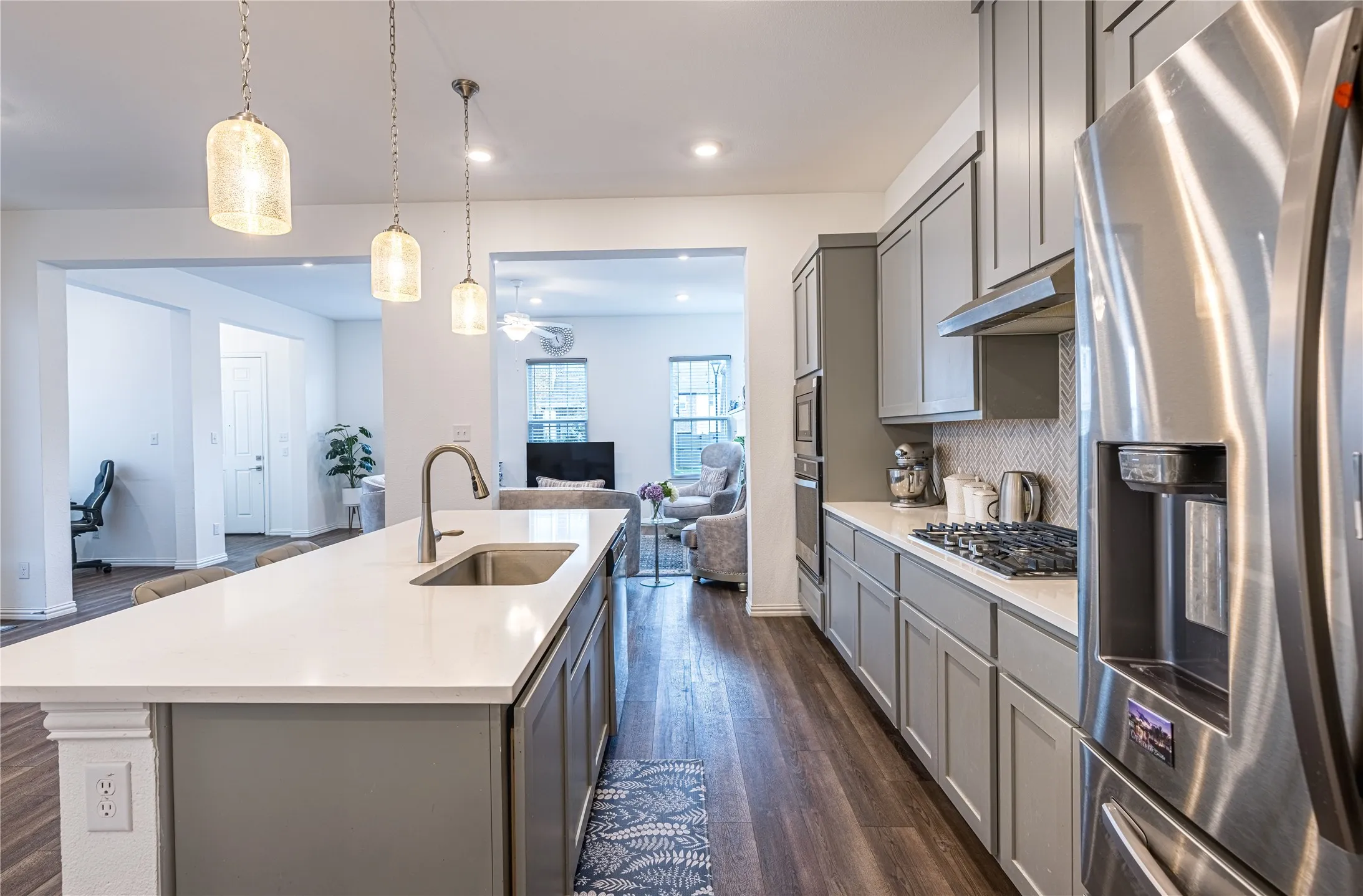 Single Family Residence For Sale in Dallas County , 5426 Grand Avenue, Sachse, Texas 75048, 4 Bedroom, 4 Bathroom, 2 Garage spaces, 2,418 Sqft, built in 2022, mls#21373263, Real Estate Agent in Sachse, Homes For Sale in Dallas county, Homes For Sale in Sachse, Realtor in Sachse Texas, Real Estate Brokerage Independent Realty Texas, Luminita Cordes Realtor