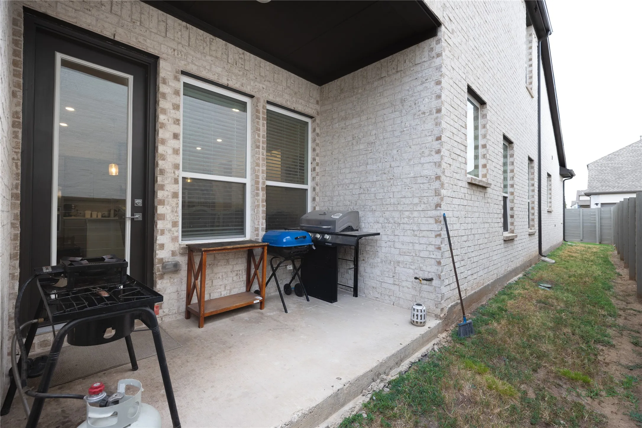 Single Family Residence For Sale in Dallas County , 5426 Grand Avenue, Sachse, Texas 75048, 4 Bedroom, 4 Bathroom, 2 Garage spaces, 2,418 Sqft, built in 2022, mls#21373263, Real Estate Agent in Sachse, Homes For Sale in Dallas county, Homes For Sale in Sachse, Realtor in Sachse Texas, Real Estate Brokerage Independent Realty Texas, Luminita Cordes Realtor