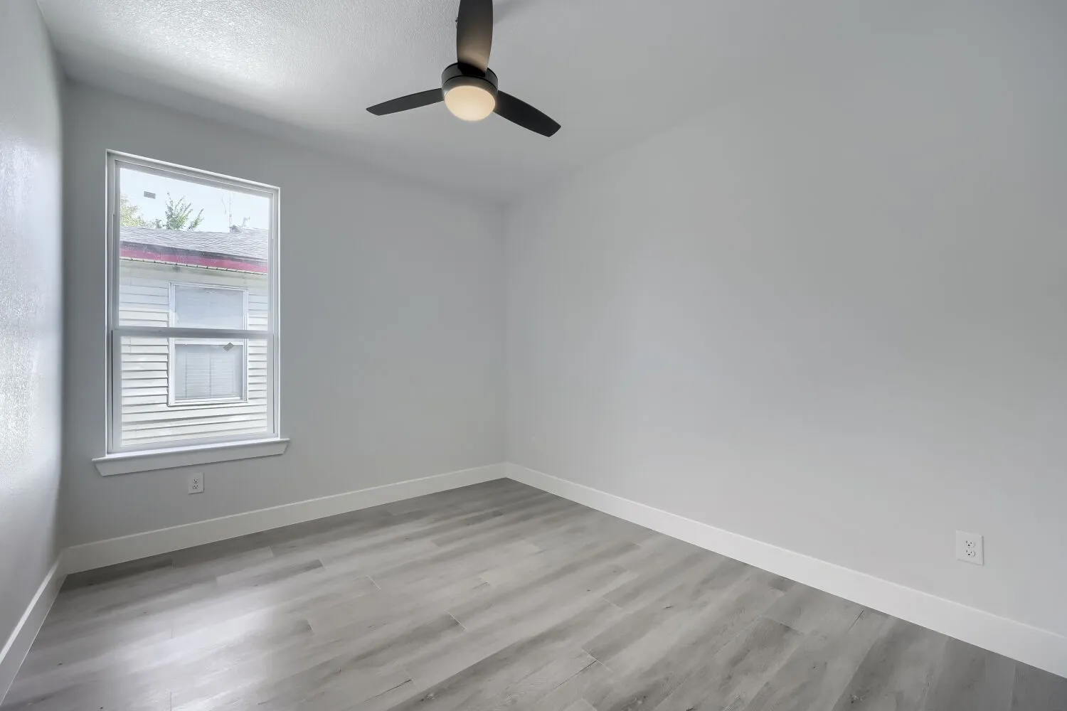 Single Family Residence For Sale in Dallas County , 525 NW 17th Street, Grand Prairie, Texas 75050, 4 Bedroom, 2 Bathroom, 2 Garage spaces, 2,168 Sqft, built in 2026, mls#21377707, Real Estate Agent in Grand Prairie, Homes For Sale in Dallas county, Homes For Sale in Grand Prairie, Realtor in Grand Prairie Texas, Real Estate Brokerage Independent Realty Texas, Luminita Cordes Realtor