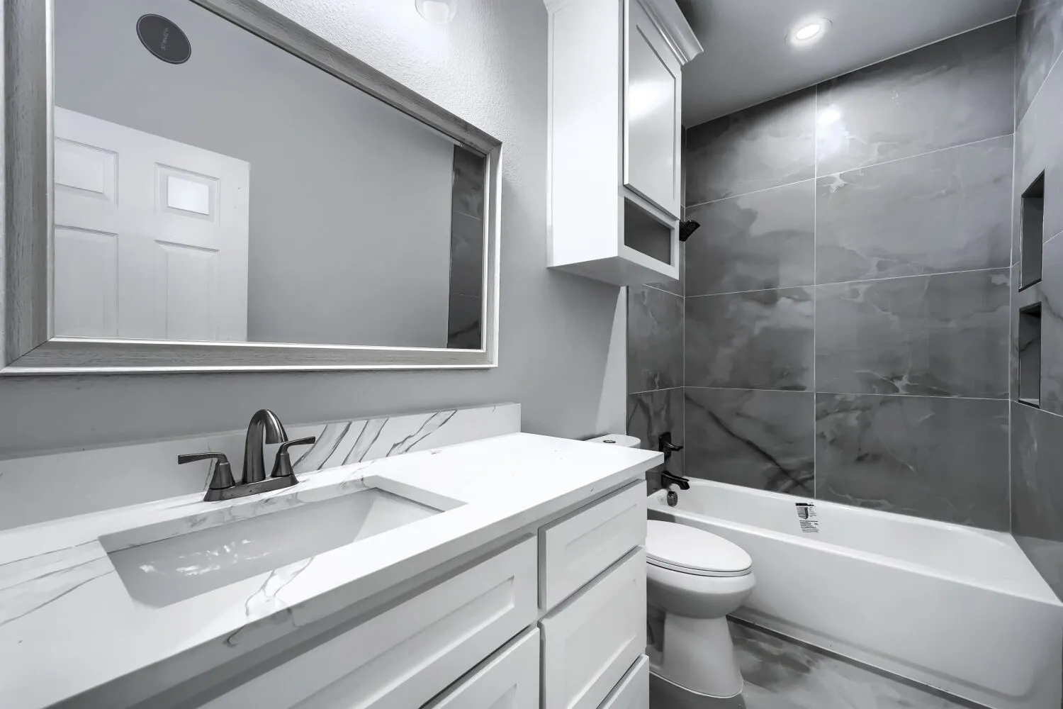 Single Family Residence For Sale in Dallas County , 525 NW 17th Street, Grand Prairie, Texas 75050, 4 Bedroom, 2 Bathroom, 2 Garage spaces, 2,168 Sqft, built in 2026, mls#21377707, Real Estate Agent in Grand Prairie, Homes For Sale in Dallas county, Homes For Sale in Grand Prairie, Realtor in Grand Prairie Texas, Real Estate Brokerage Independent Realty Texas, Luminita Cordes Realtor