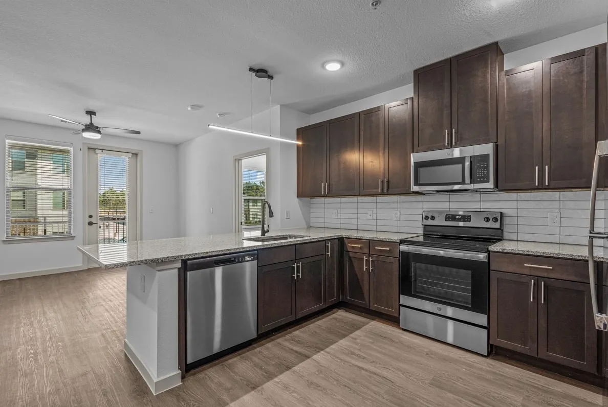 Apartment For Rent in Tarrant County , 3120 E Park Row Drive 2214, Arlington, Texas 76010, 1 Bedroom, 1 Bathroom, Garage spaces, 753 Sqft, built in 2022, mls#21377708, Real Estate Agent in Arlington, Homes For Rent in Tarrant county, Homes For Rent in Arlington, Realtor in Arlington Texas, Real Estate Brokerage Independent Realty Texas, Luminita Cordes Realtor