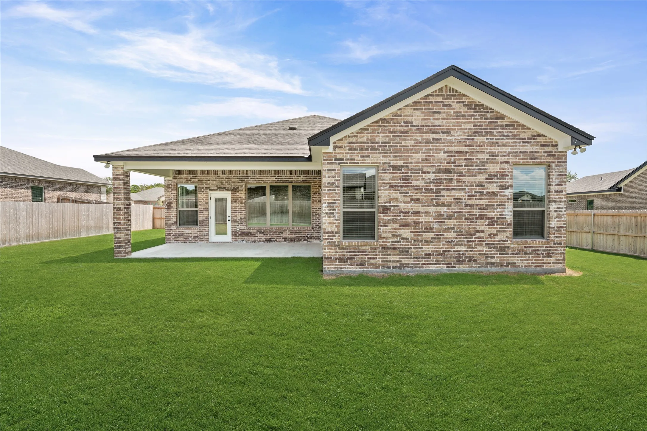 Single Family Residence For Sale in Mc Lennan County , 130 lasso Loop, Lorena, Texas 76655, 3 Bedroom, 2 Bathroom, 2 Garage spaces, 1,954 Sqft, built in 2025, mls#21375887, Real Estate Agent in Lorena, Homes For Sale in Mc Lennan county, Homes For Sale in Lorena, Realtor in Lorena Texas, Real Estate Brokerage Independent Realty Texas, Luminita Cordes Realtor