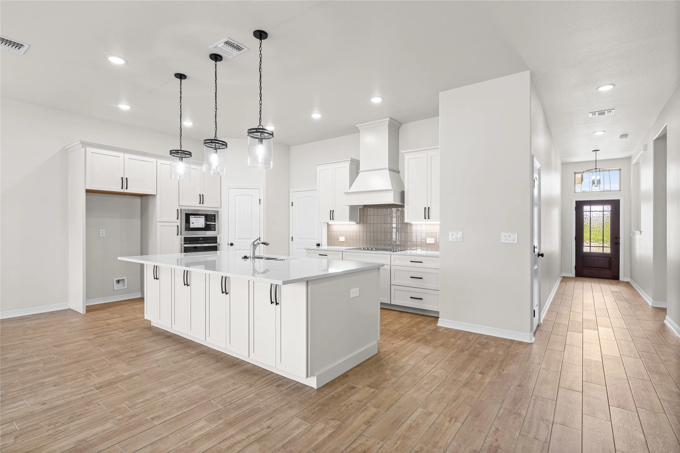 Single Family Residence For Sale in Mc Lennan County , 130 lasso Loop, Lorena, Texas 76655, 3 Bedroom, 2 Bathroom, 2 Garage spaces, 1,954 Sqft, built in 2025, mls#21375887, Real Estate Agent in Lorena, Homes For Sale in Mc Lennan county, Homes For Sale in Lorena, Realtor in Lorena Texas, Real Estate Brokerage Independent Realty Texas, Luminita Cordes Realtor