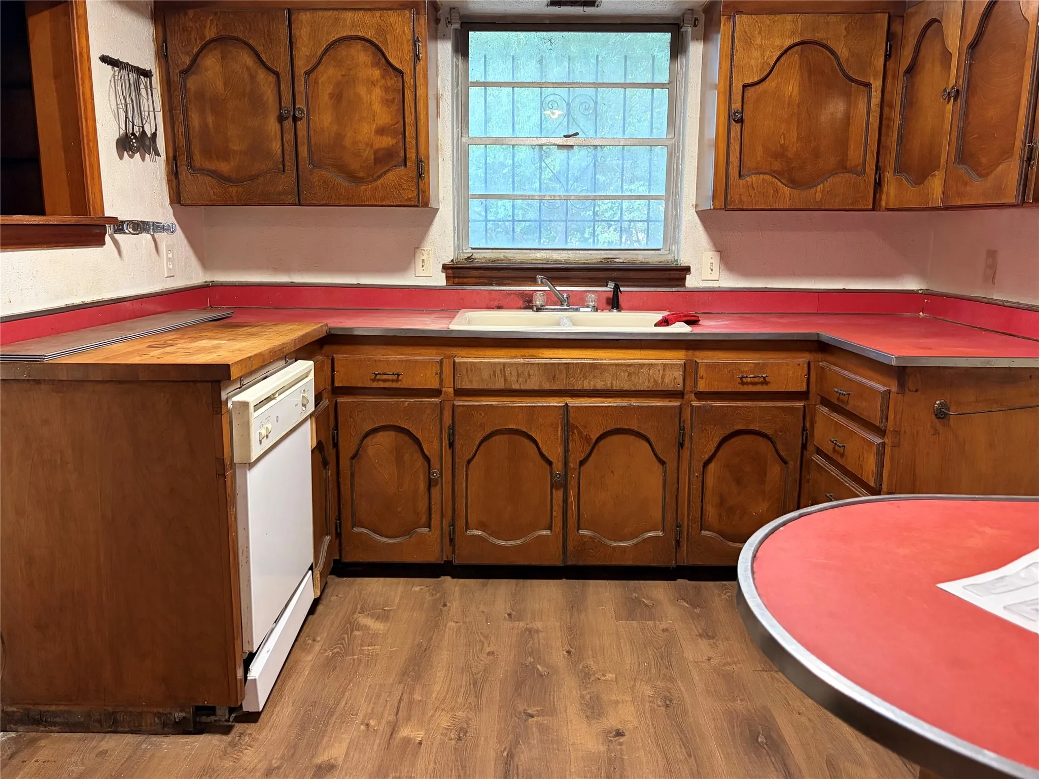 Single Family Residence For Sale in Dallas County , 4625 Kushla Avenue, Dallas, Texas 75216, 2 Bedroom, 2 Bathroom, Garage spaces, 1,682 Sqft, built in 1954, mls#21377716, Real Estate Agent in Dallas, Homes For Sale in Dallas county, Homes For Sale in Dallas, Realtor in Dallas Texas, Real Estate Brokerage Independent Realty Texas, Luminita Cordes Realtor