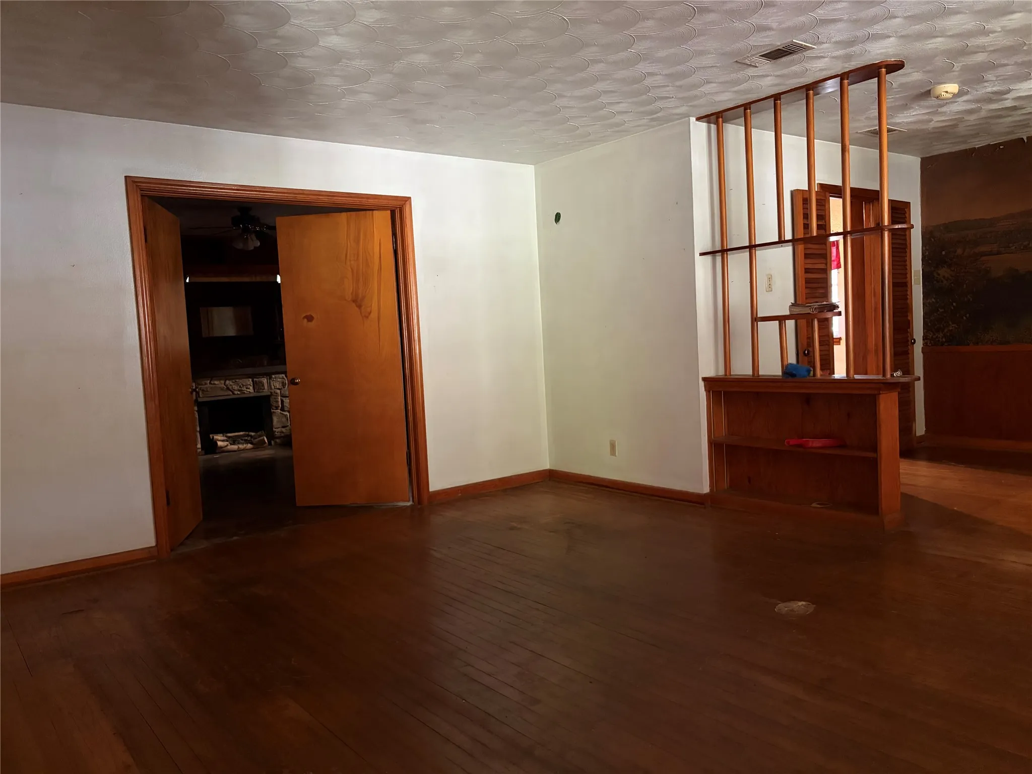 Single Family Residence For Sale in Dallas County , 4625 Kushla Avenue, Dallas, Texas 75216, 2 Bedroom, 2 Bathroom, Garage spaces, 1,682 Sqft, built in 1954, mls#21377716, Real Estate Agent in Dallas, Homes For Sale in Dallas county, Homes For Sale in Dallas, Realtor in Dallas Texas, Real Estate Brokerage Independent Realty Texas, Luminita Cordes Realtor